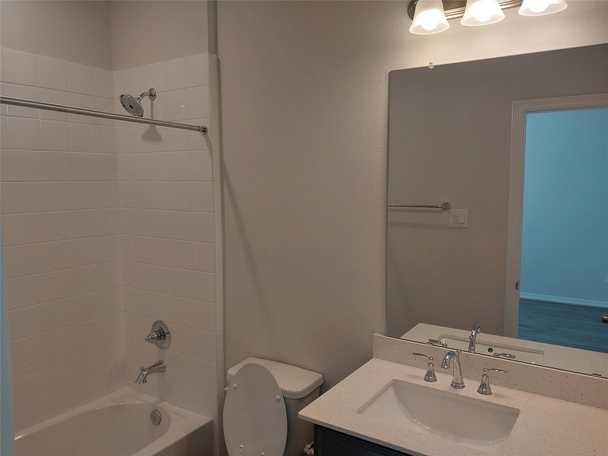 6422 Dumble Street Property Photo 9