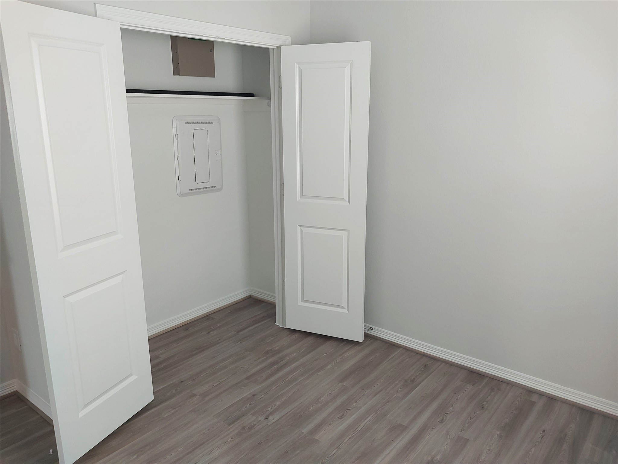 6422 Dumble Street Property Photo 14