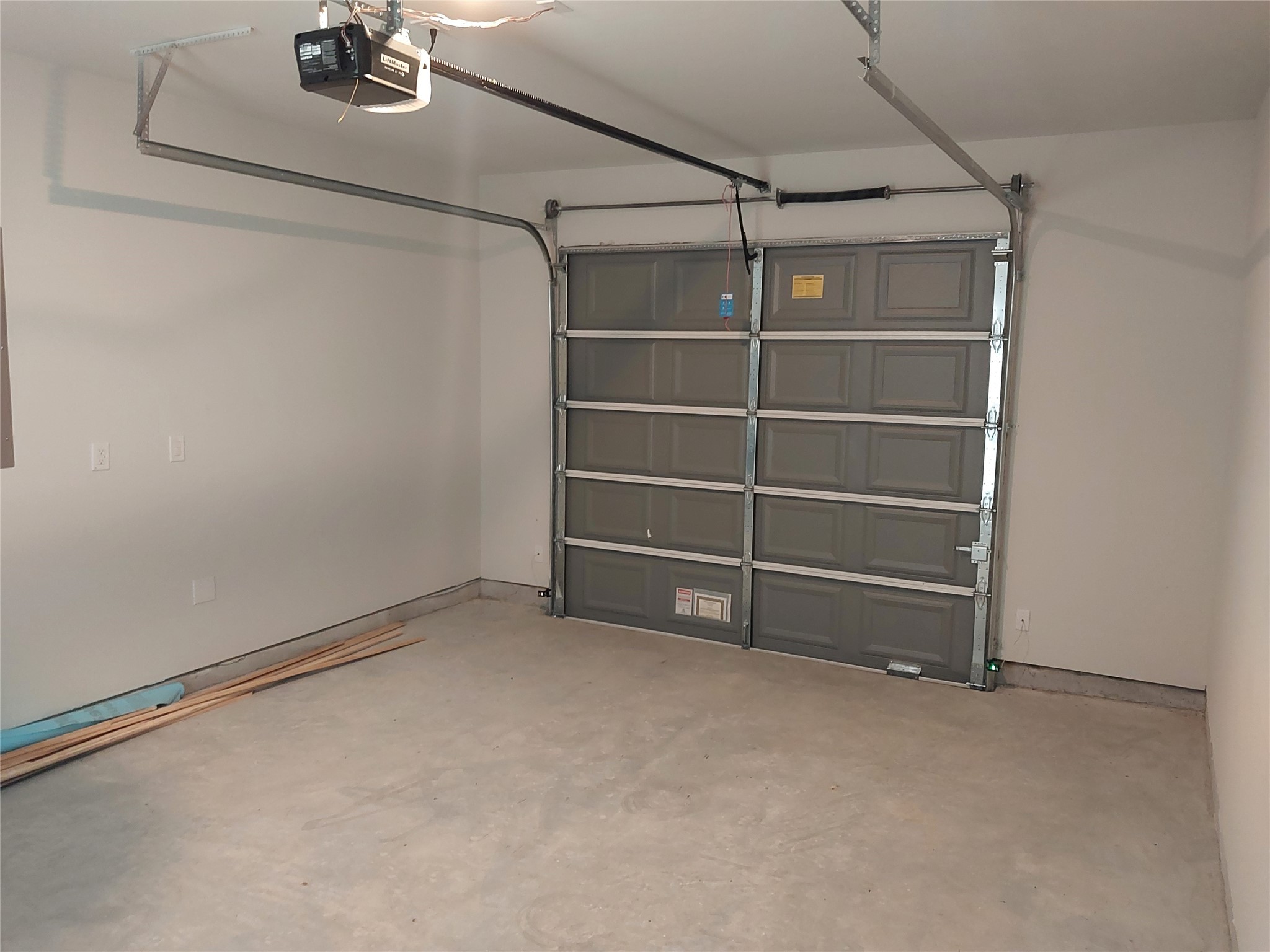 6422 Dumble Street Property Photo 18
