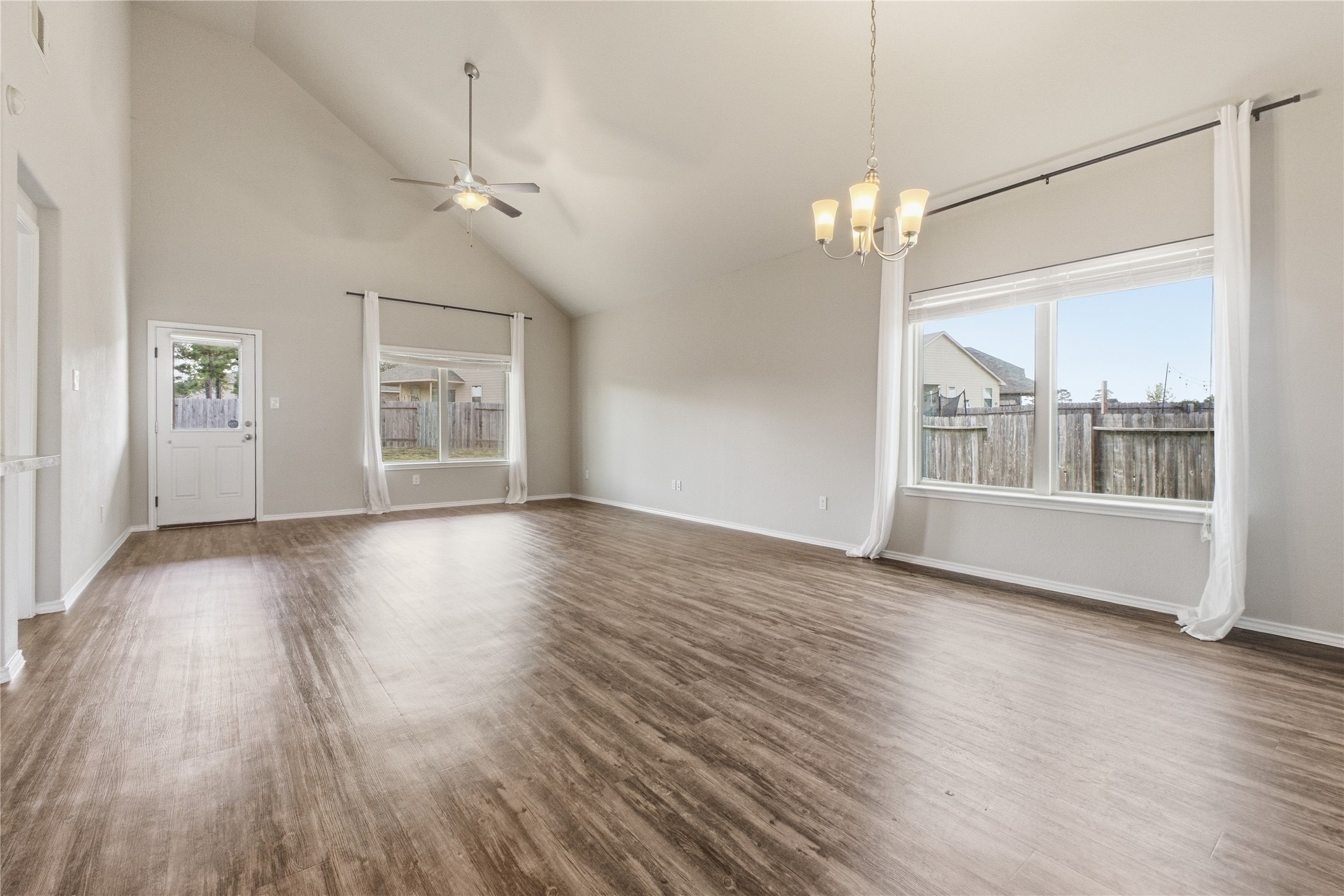 14005 Silver Falls Court Property Photo 12