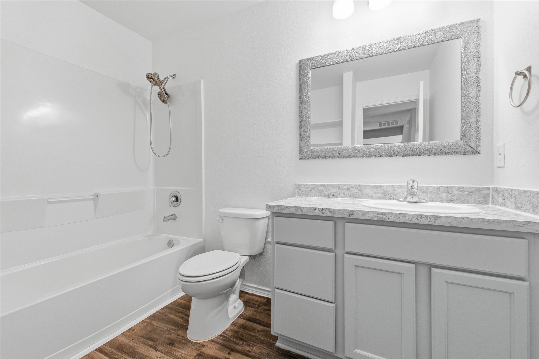 14005 Silver Falls Court Property Photo 21
