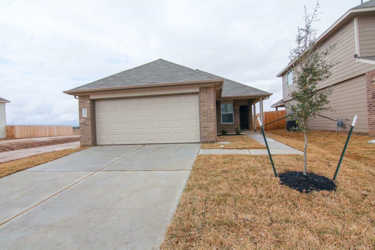 24026 Avogadro Drive Property Photo 1