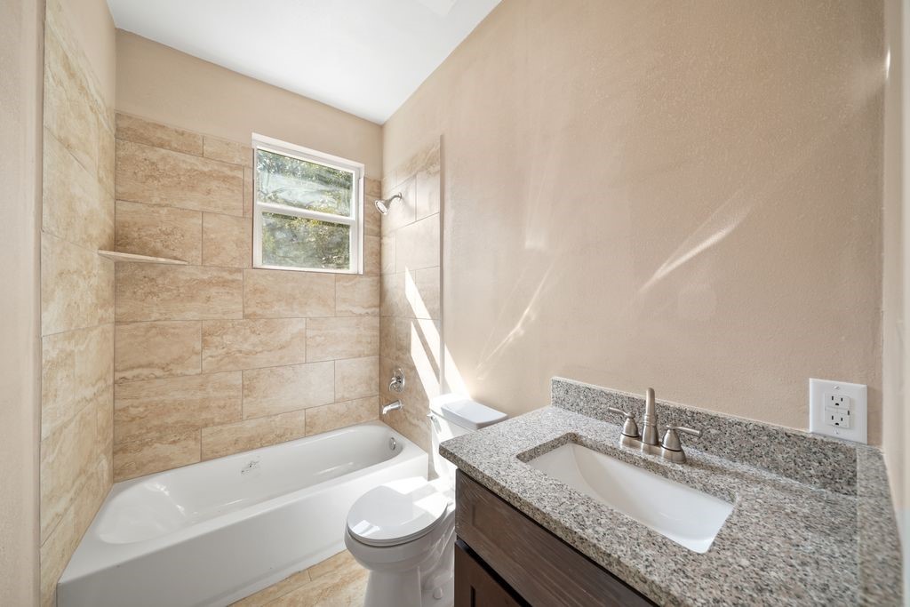 2286 Bois D Arcade Property Photo 10