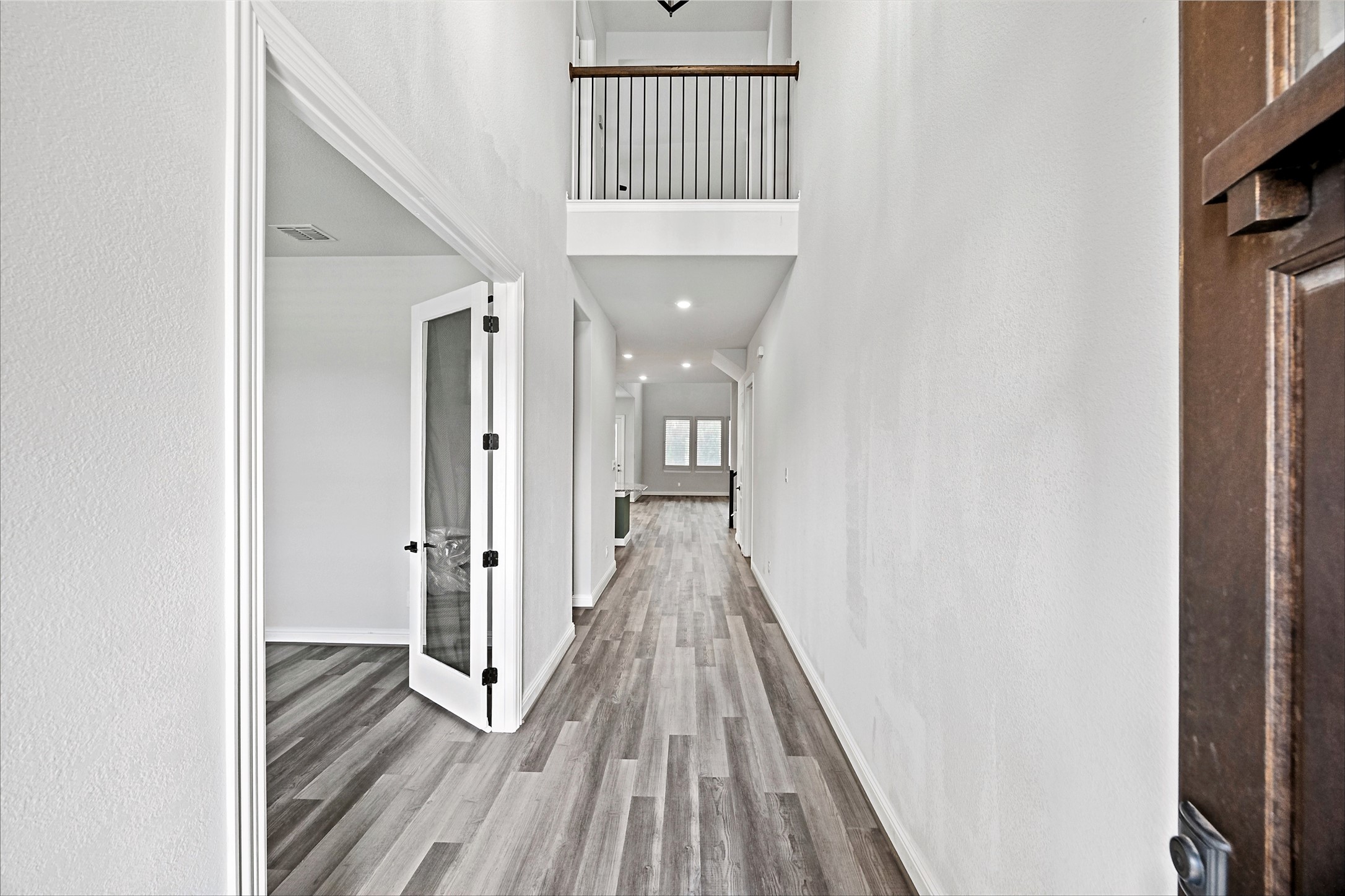 20819 Magical Merlin Way Property Photo 5