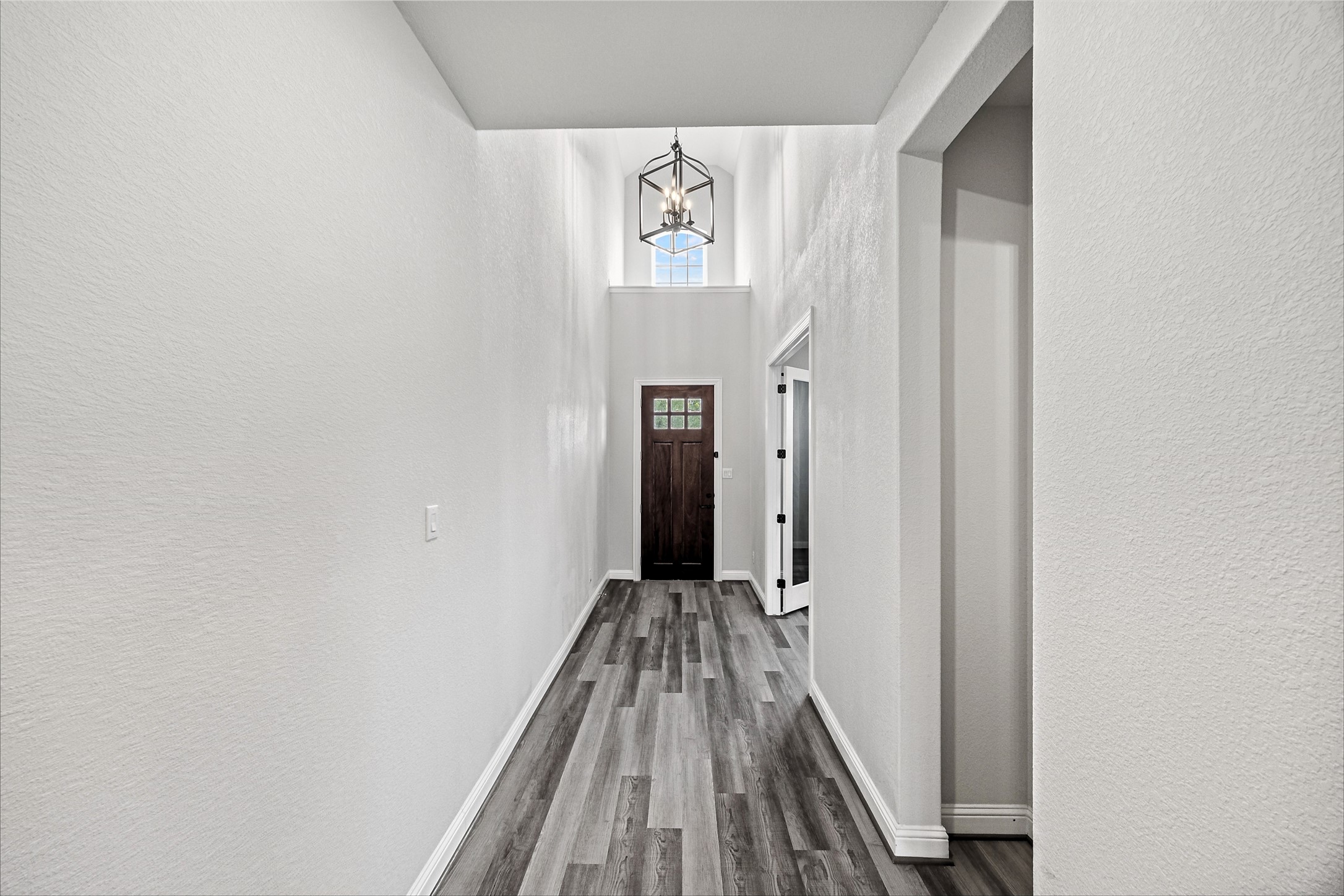 20819 Magical Merlin Way Property Photo 7