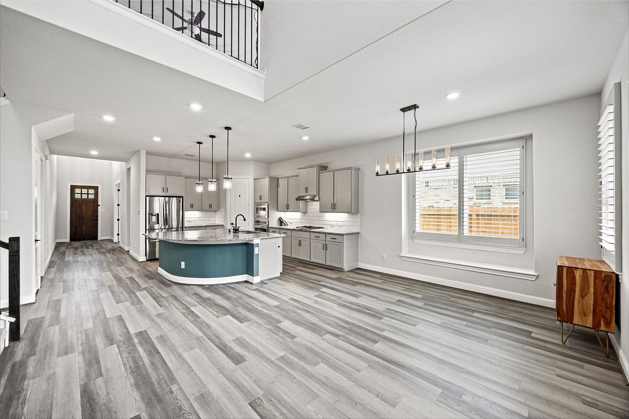 20819 Magical Merlin Way Property Photo 15