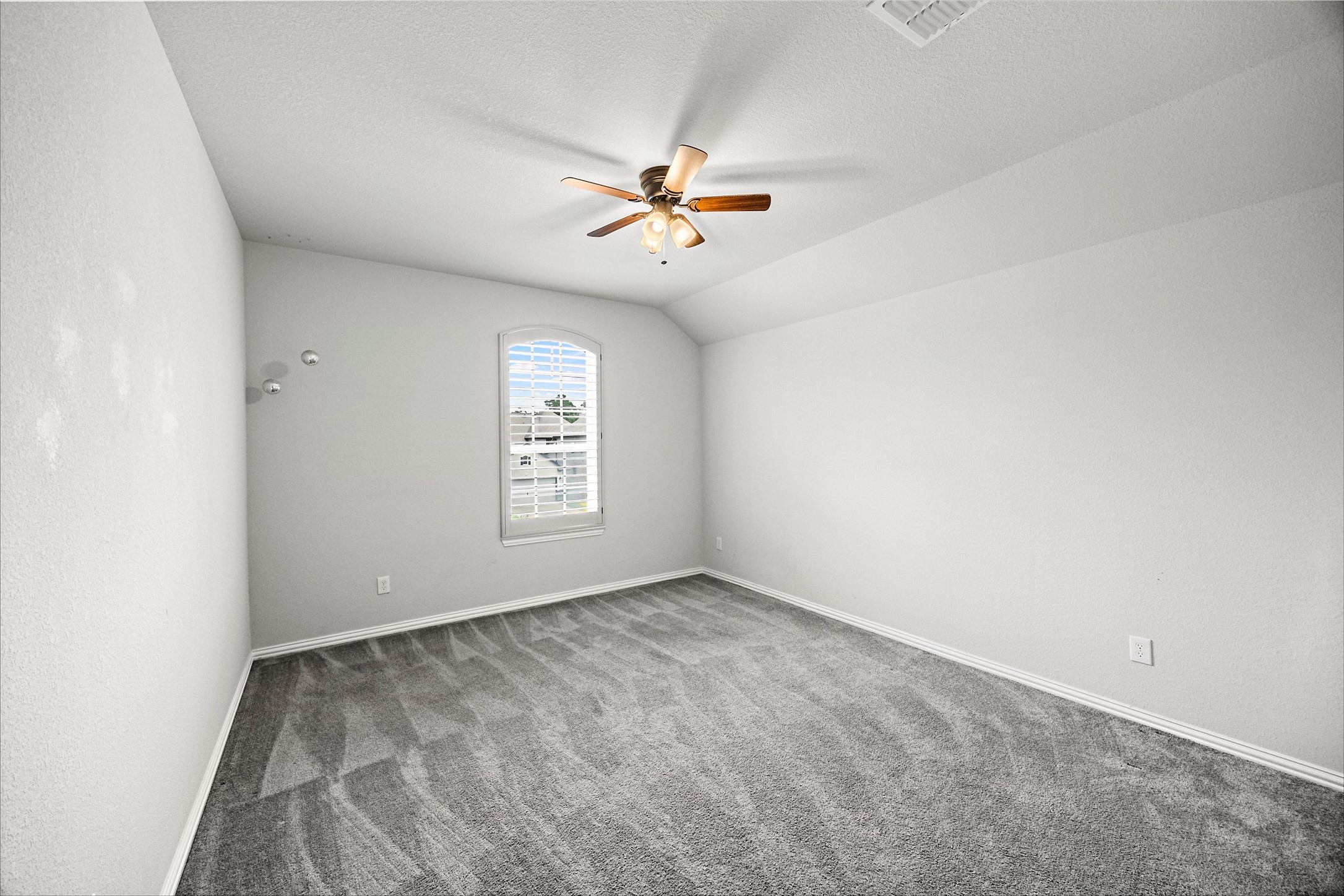 20819 Magical Merlin Way Property Photo 24