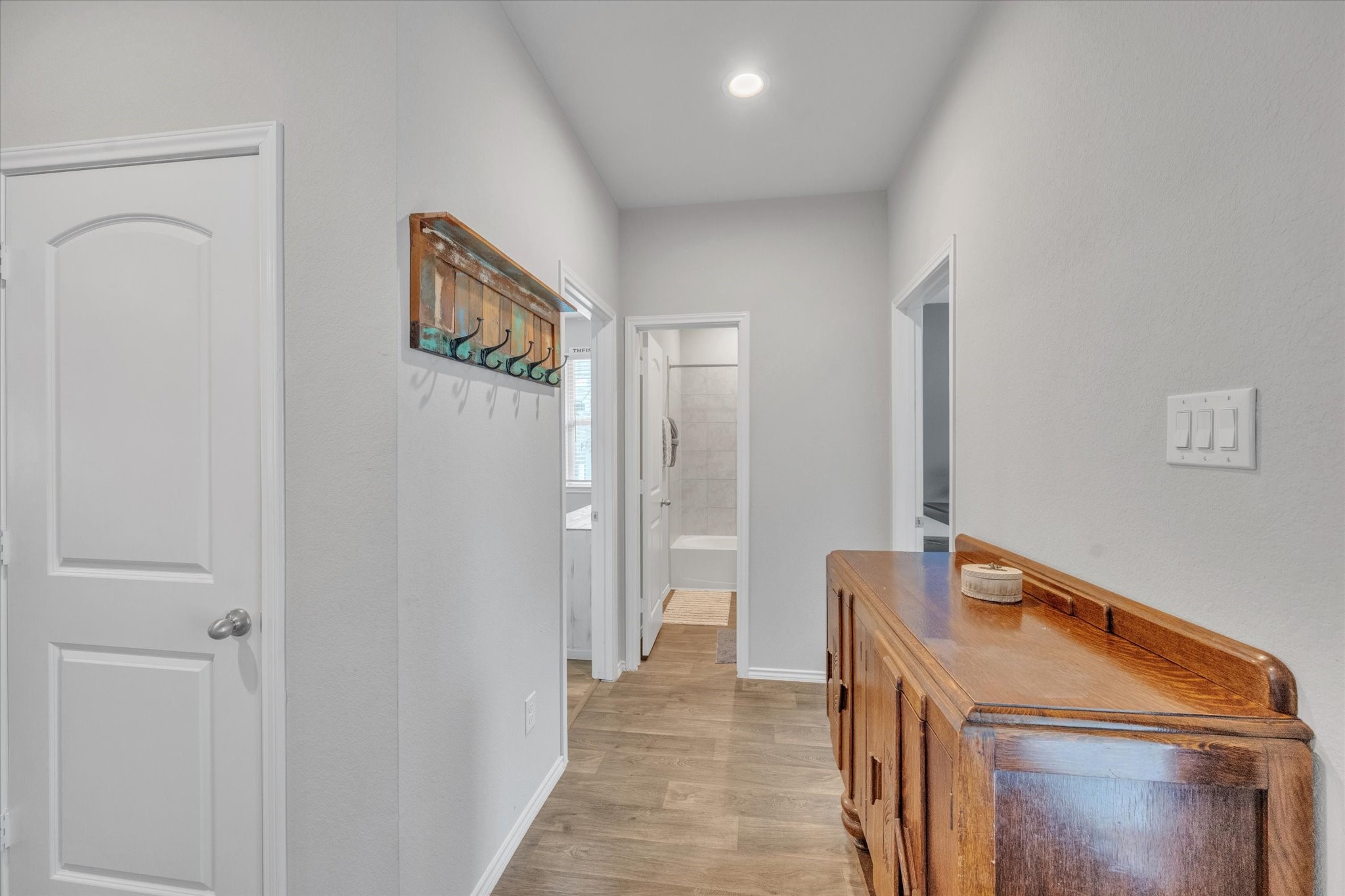 11739 Bari Reef Lane Property Photo 6