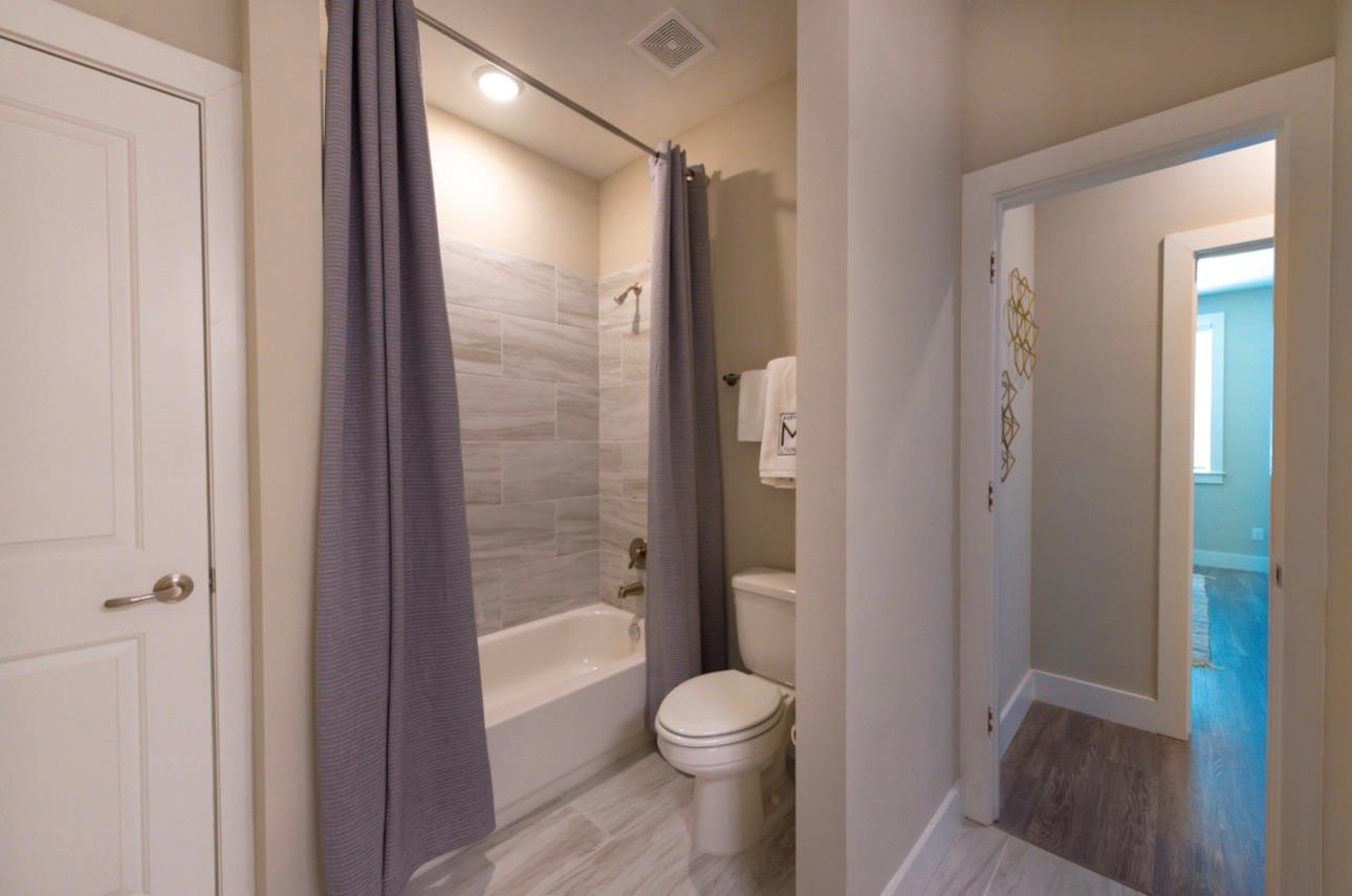 1620 Oak Tree Drive 3103 Property Photo 4