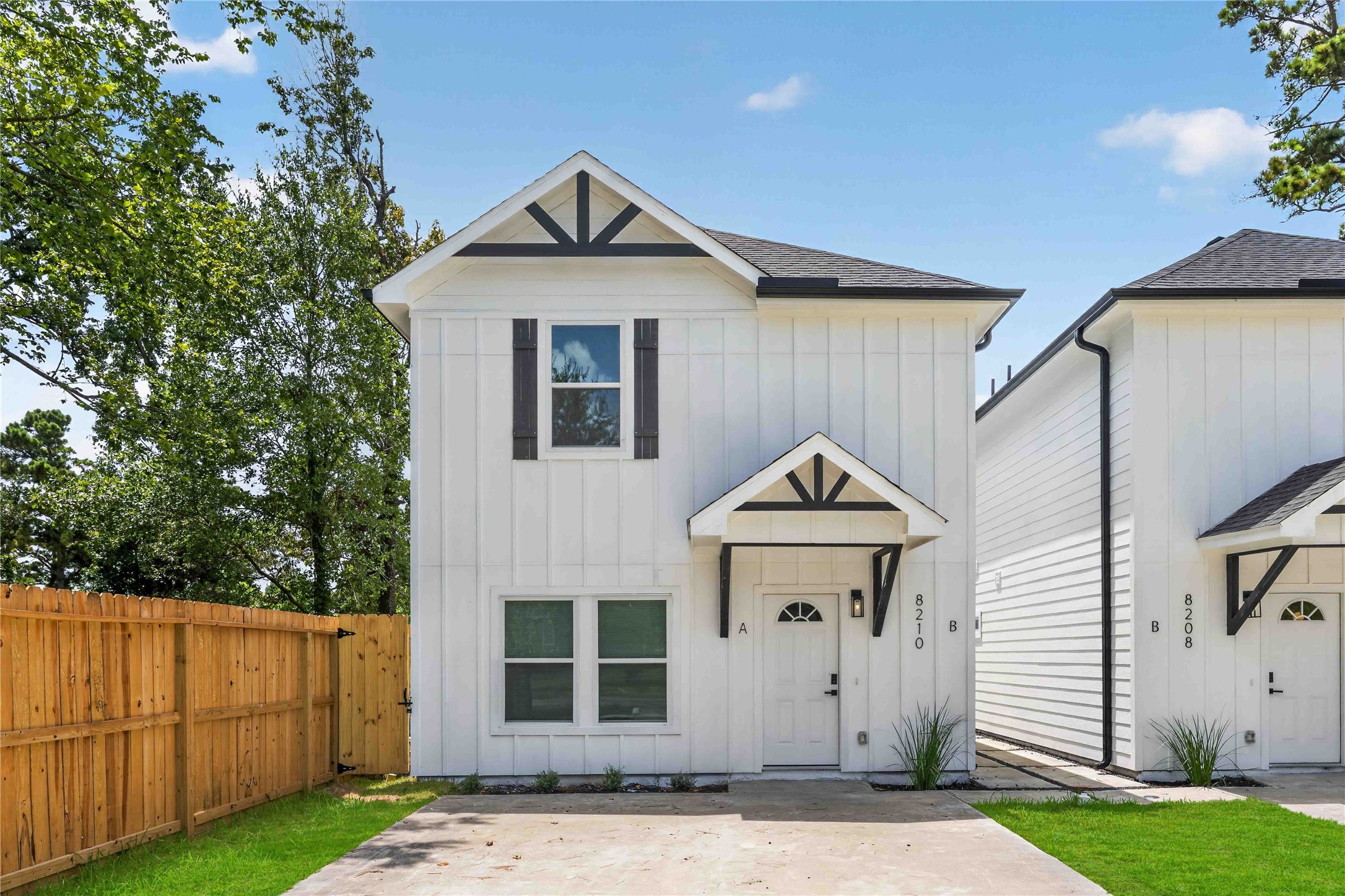 8210 Sterlingshire Street B Property Photo 1