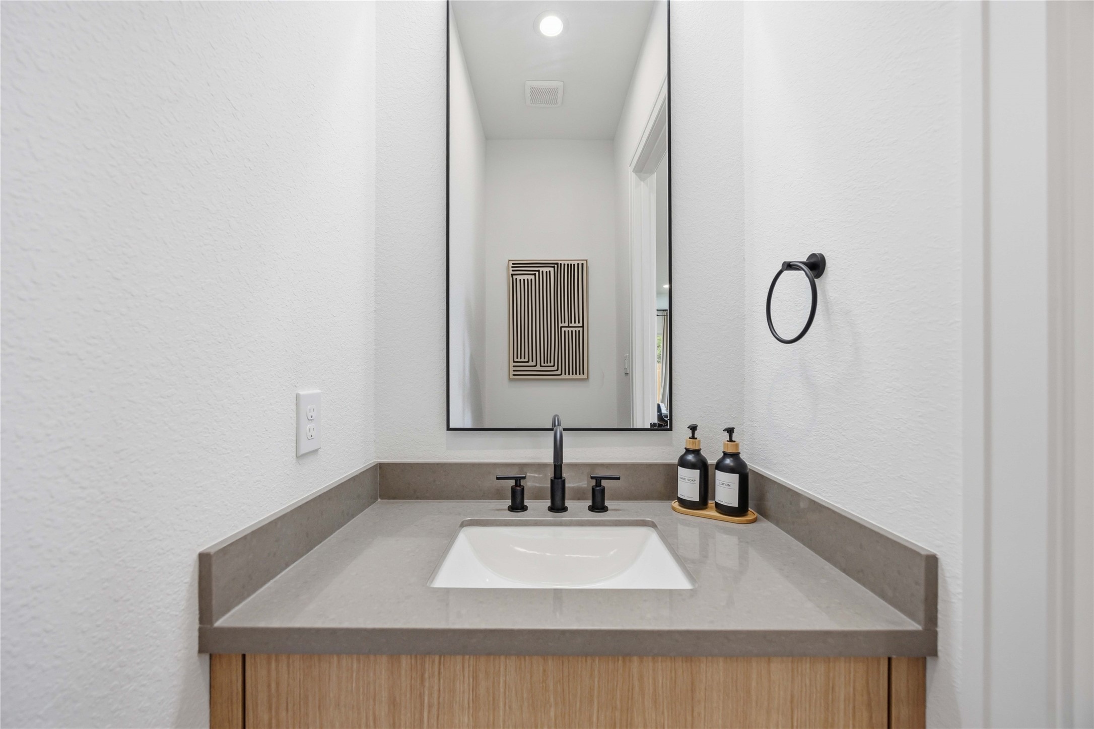 8102 Cannon Street A Property Photo 10