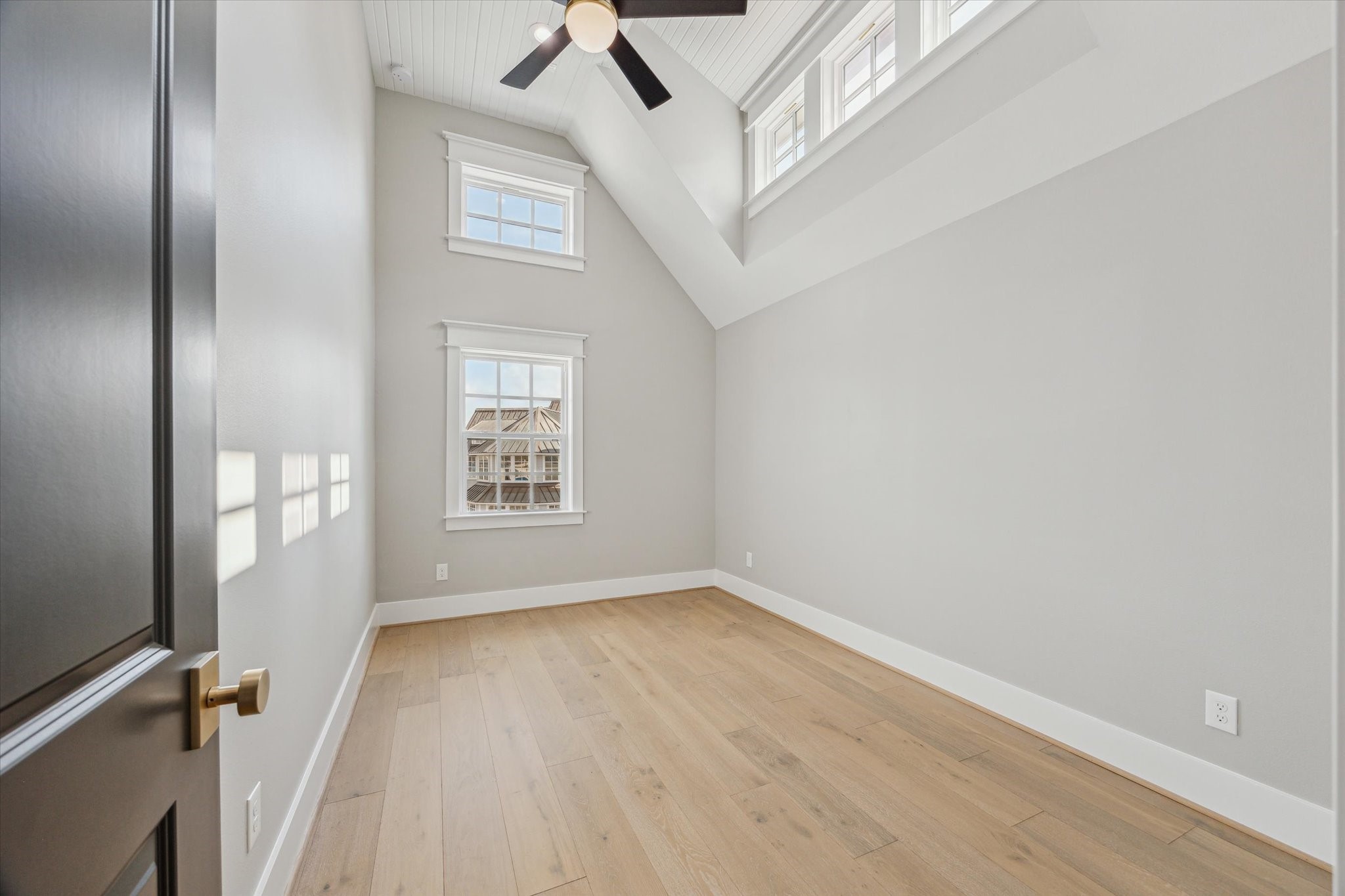 2447 Lakewood Pointe Property Photo 29