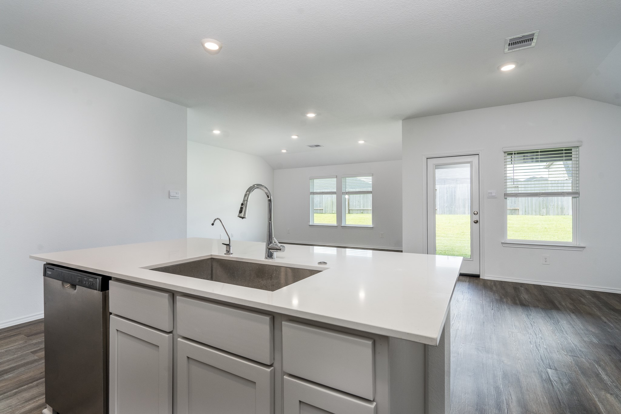 14317 Cloudy Lane Property Photo 4