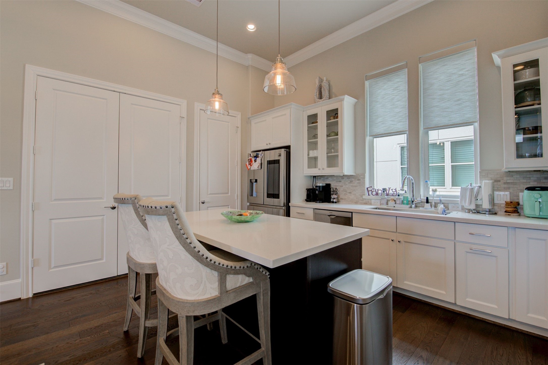 9664 Knight Road Property Photo 14