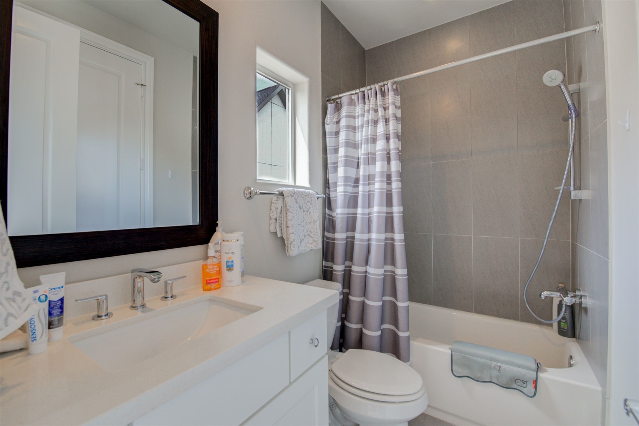 9664 Knight Road Property Photo 24