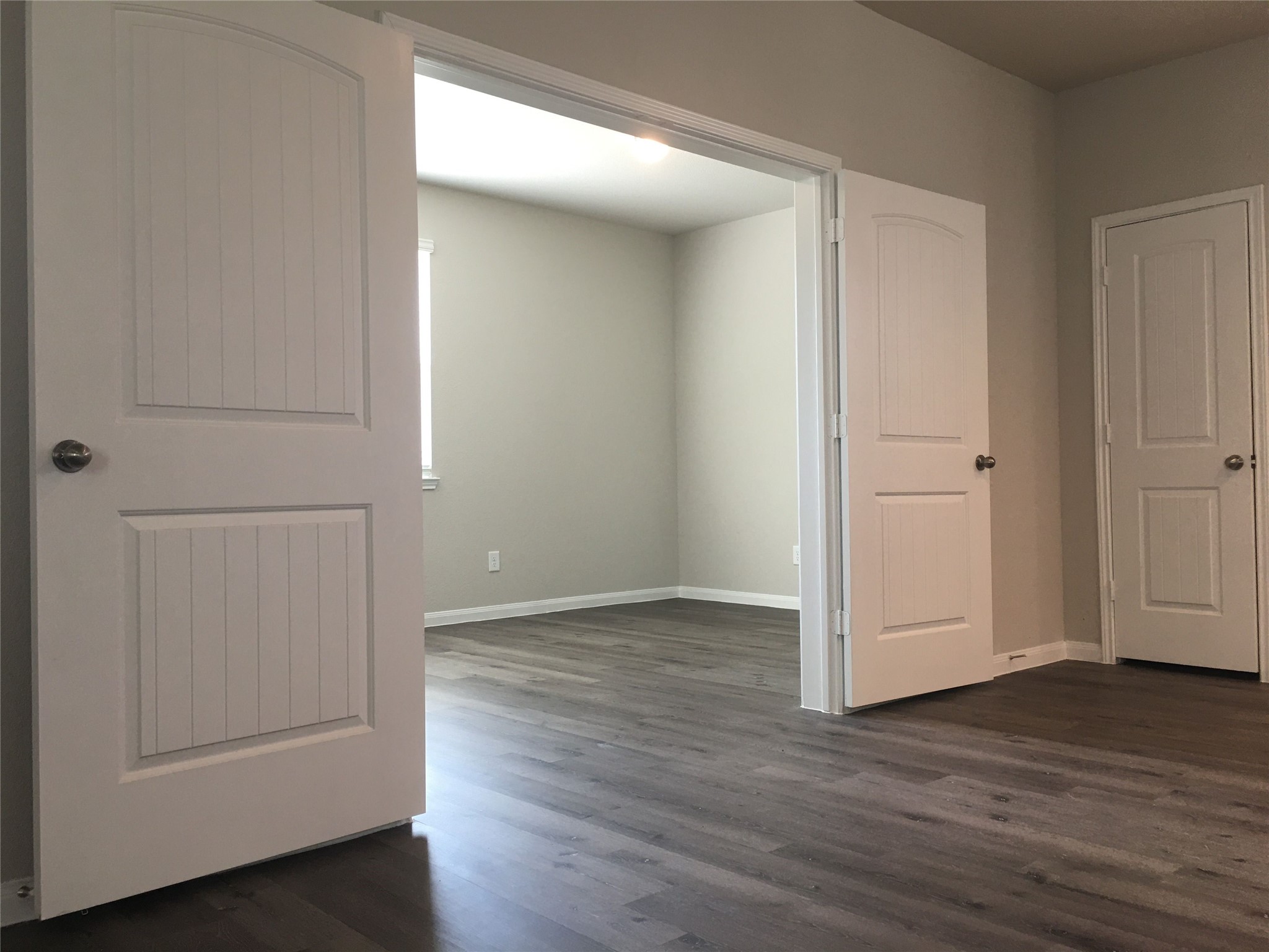 2111 Ethan Drive Property Photo 9