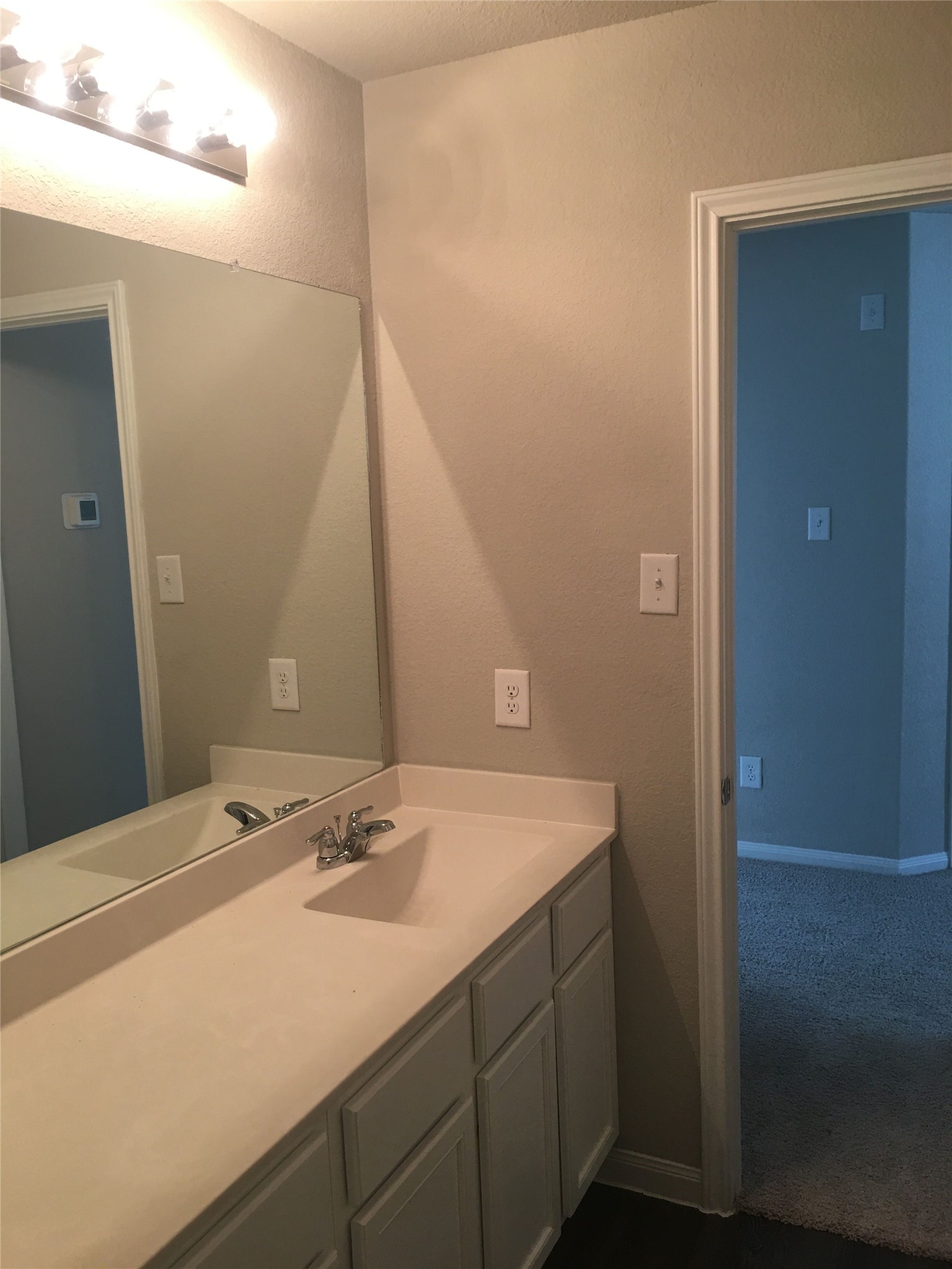 2111 Ethan Drive Property Photo 18