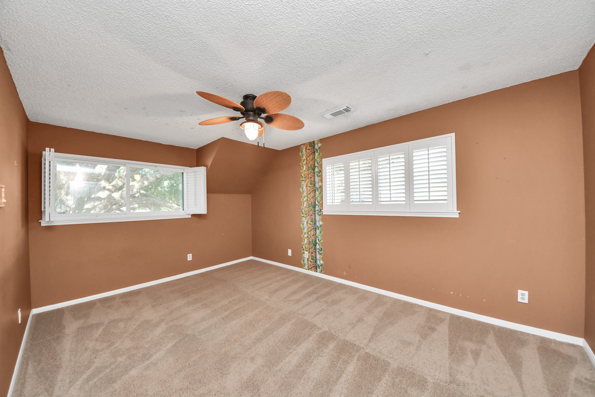 722 Chevy Chase Circle Property Photo 22