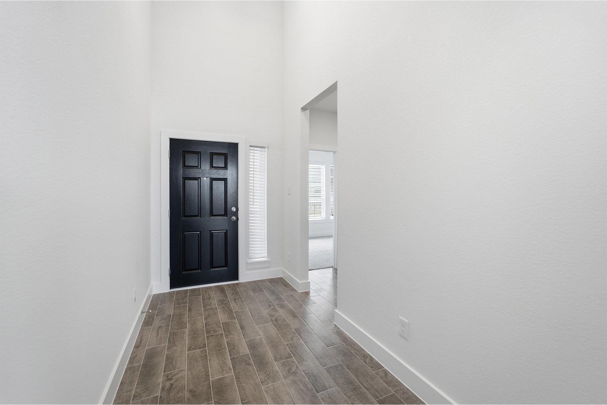 7934 Jade Crest Drive Property Photo 5
