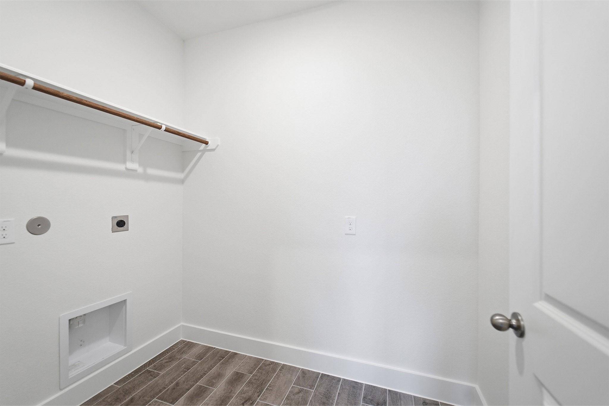 7934 Jade Crest Drive Property Photo 7
