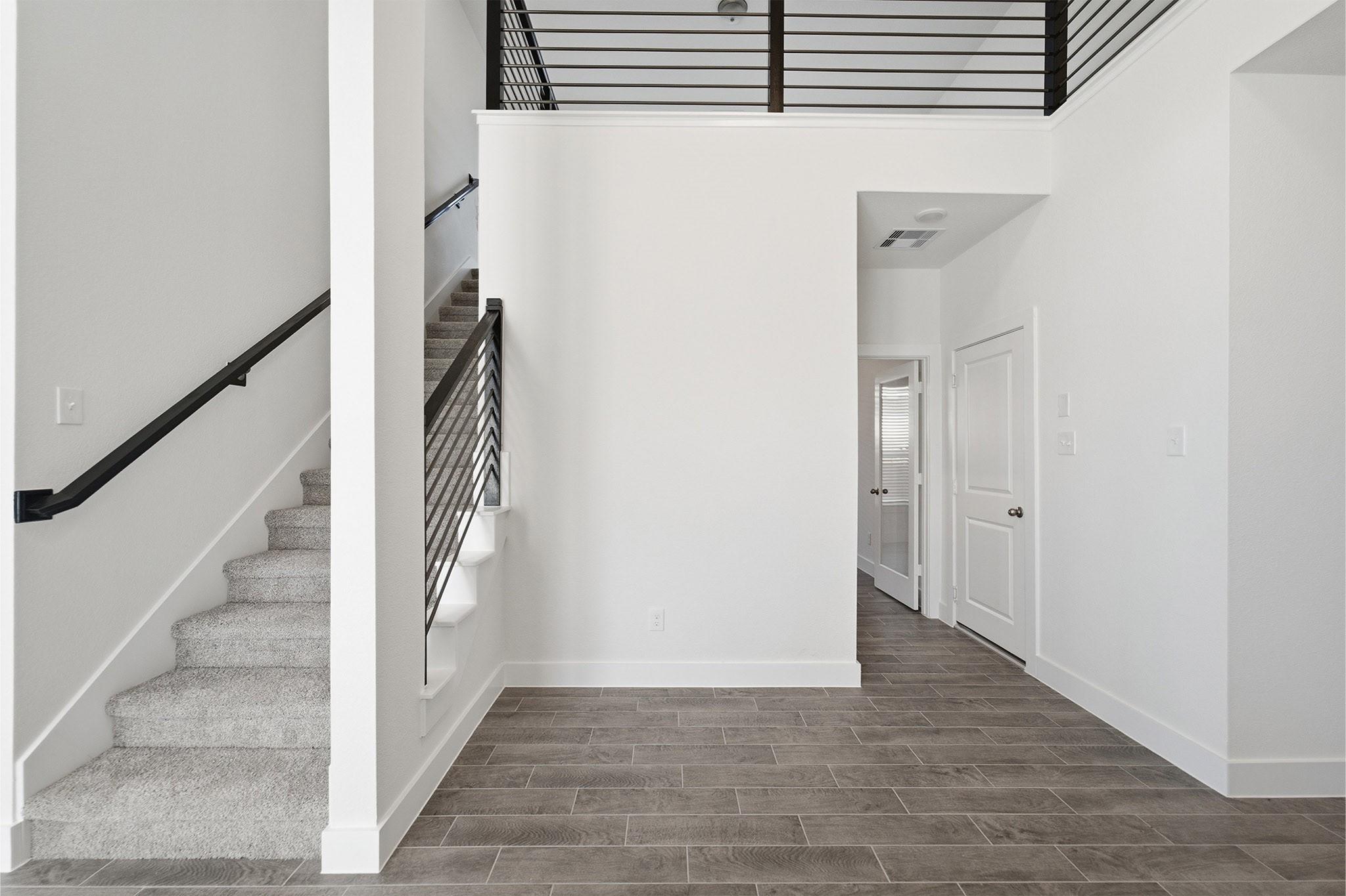 7934 Jade Crest Drive Property Photo 11