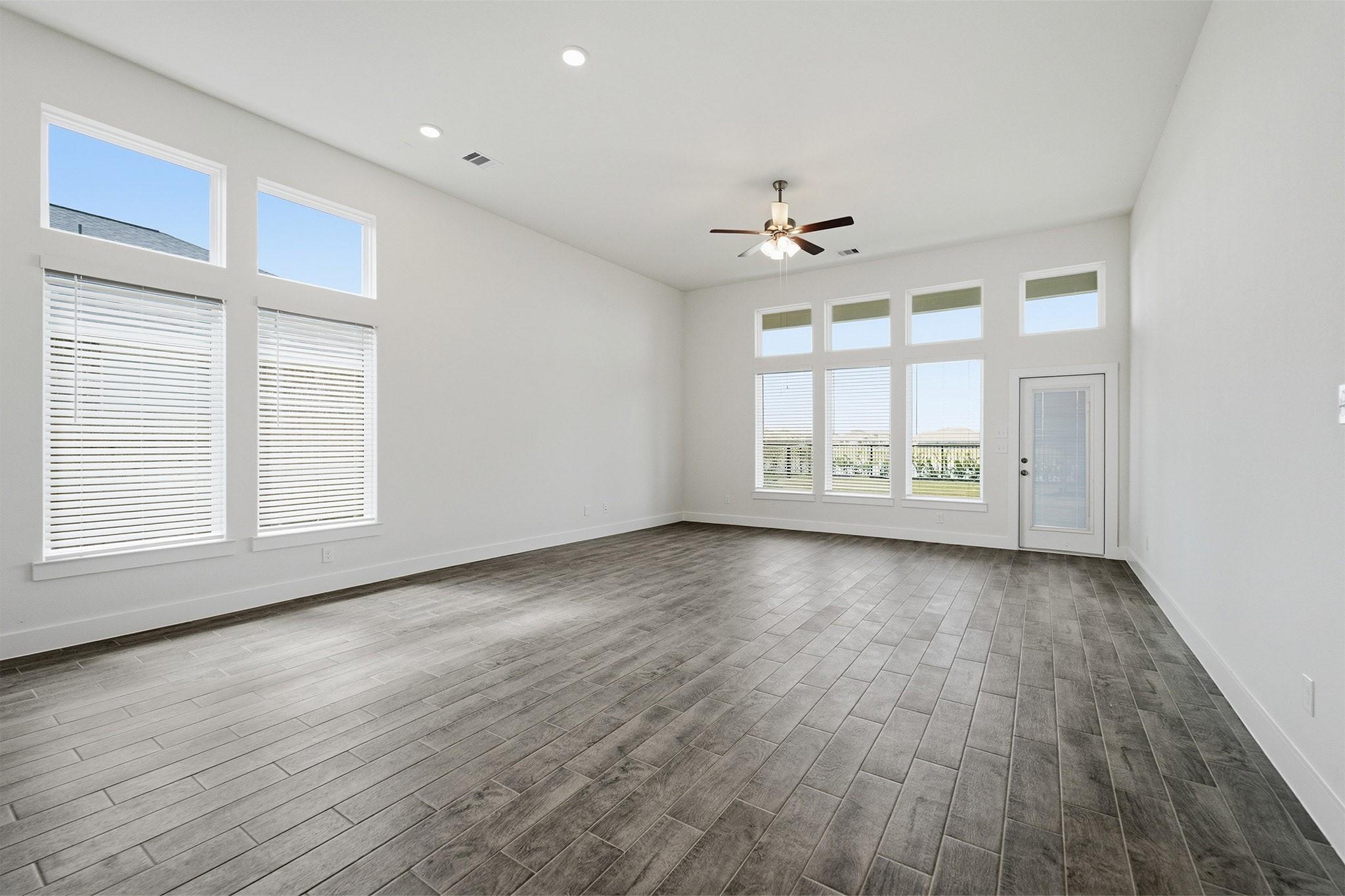 7934 Jade Crest Drive, Angleton Tx 77515 Property Photo 19