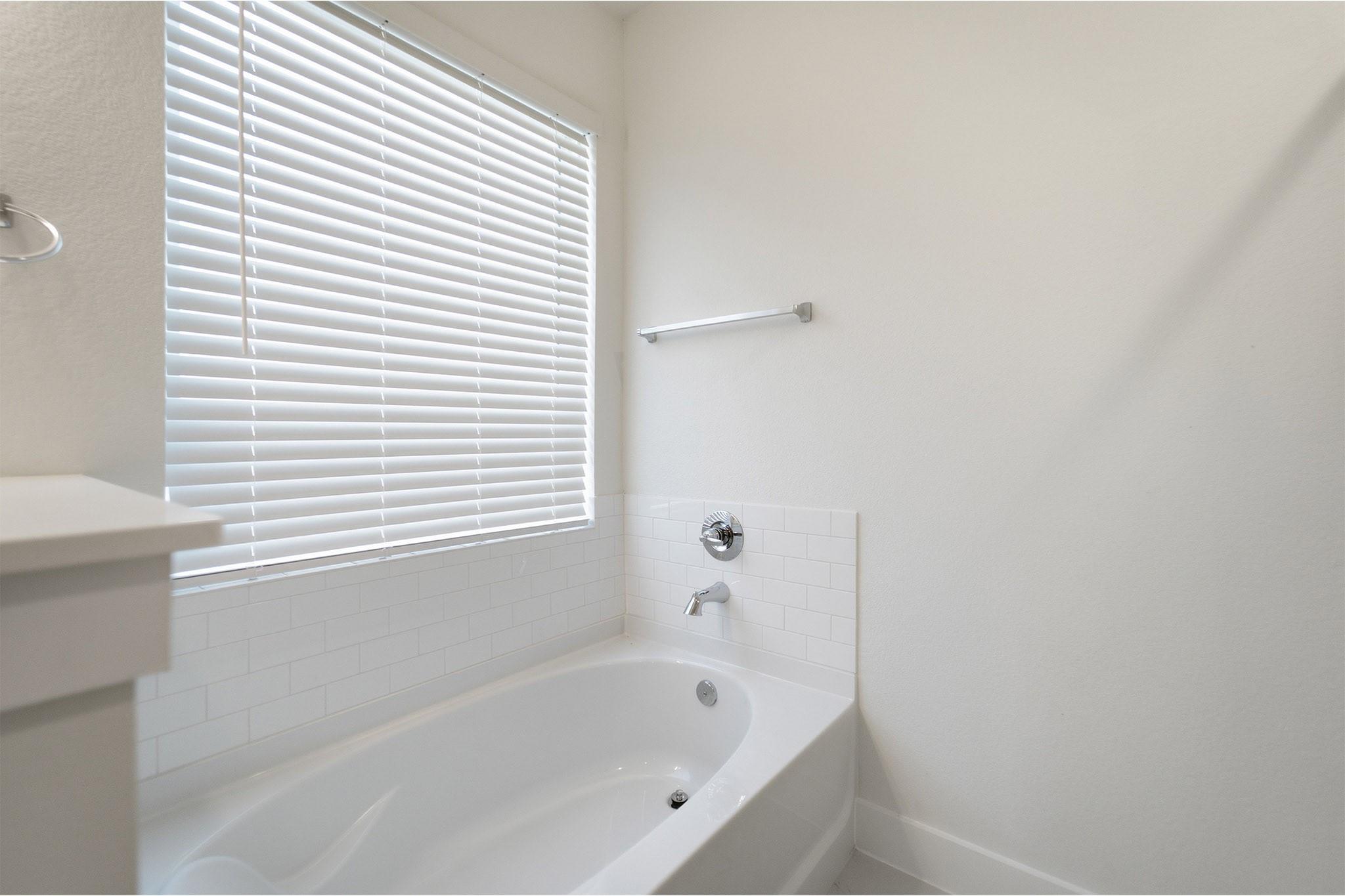 7934 Jade Crest Drive, Angleton Tx 77515 Property Photo 27