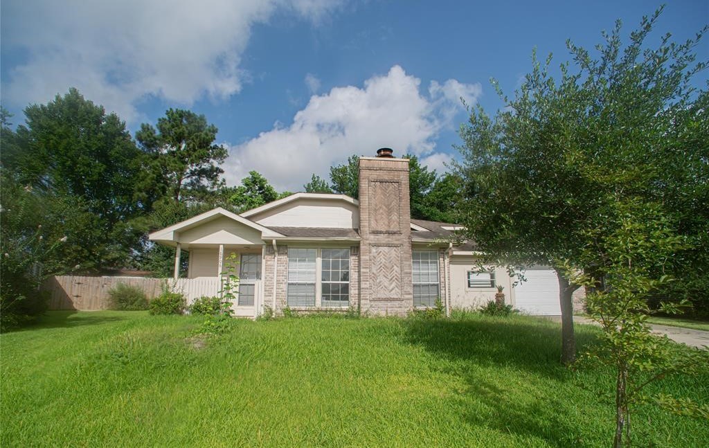 16906 Canary Street Property Photo 1