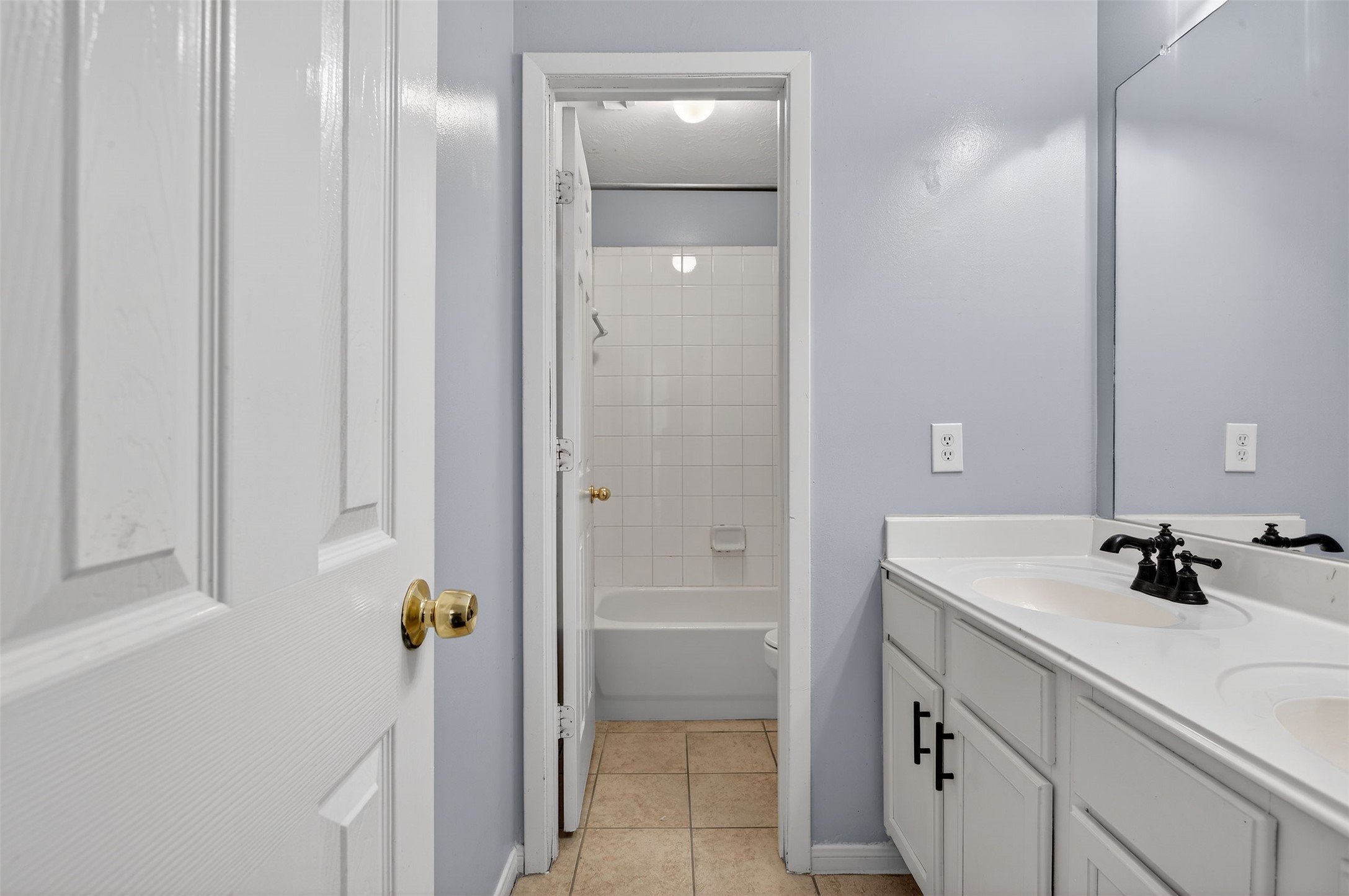 6706 Portlick Drive Property Photo 6