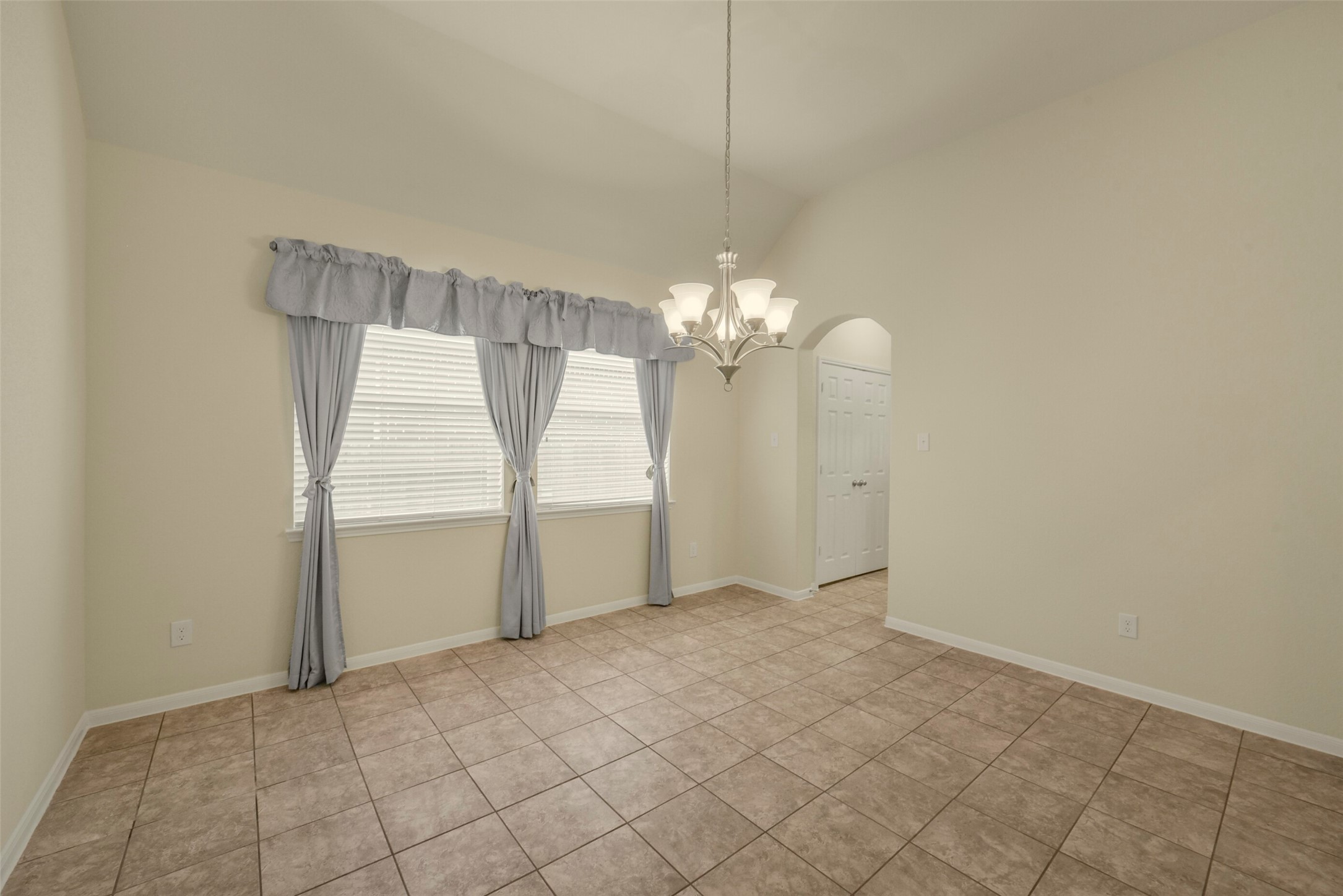 3302 Windsor Ranch Lane Property Photo 19