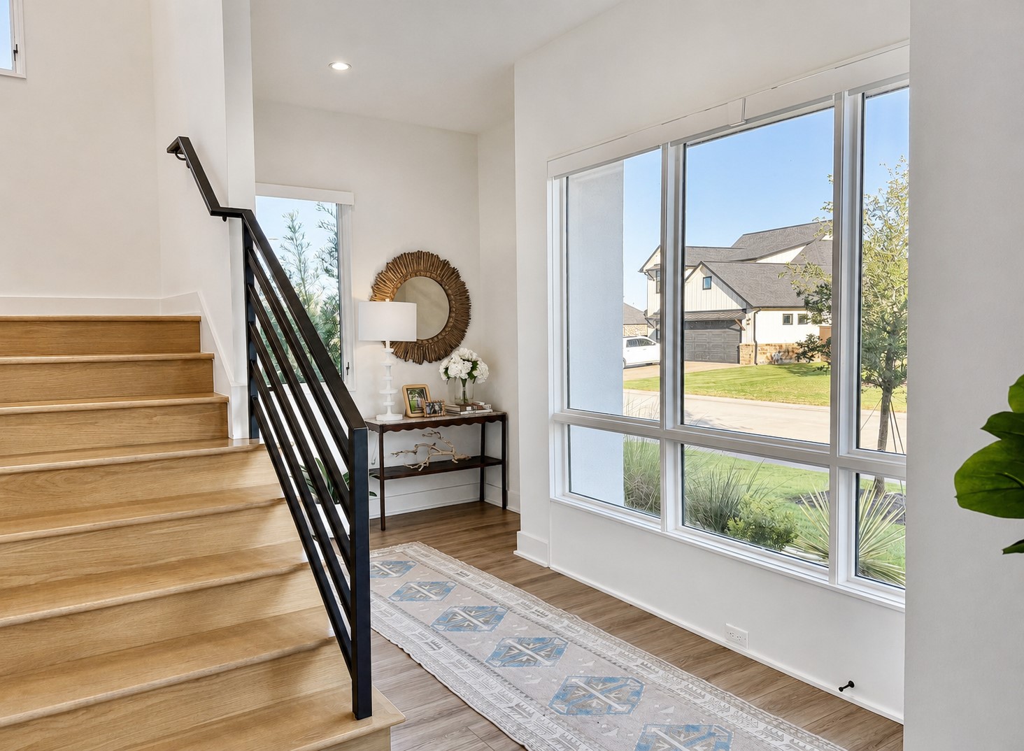 4827 Pearl River Court Property Photo 4