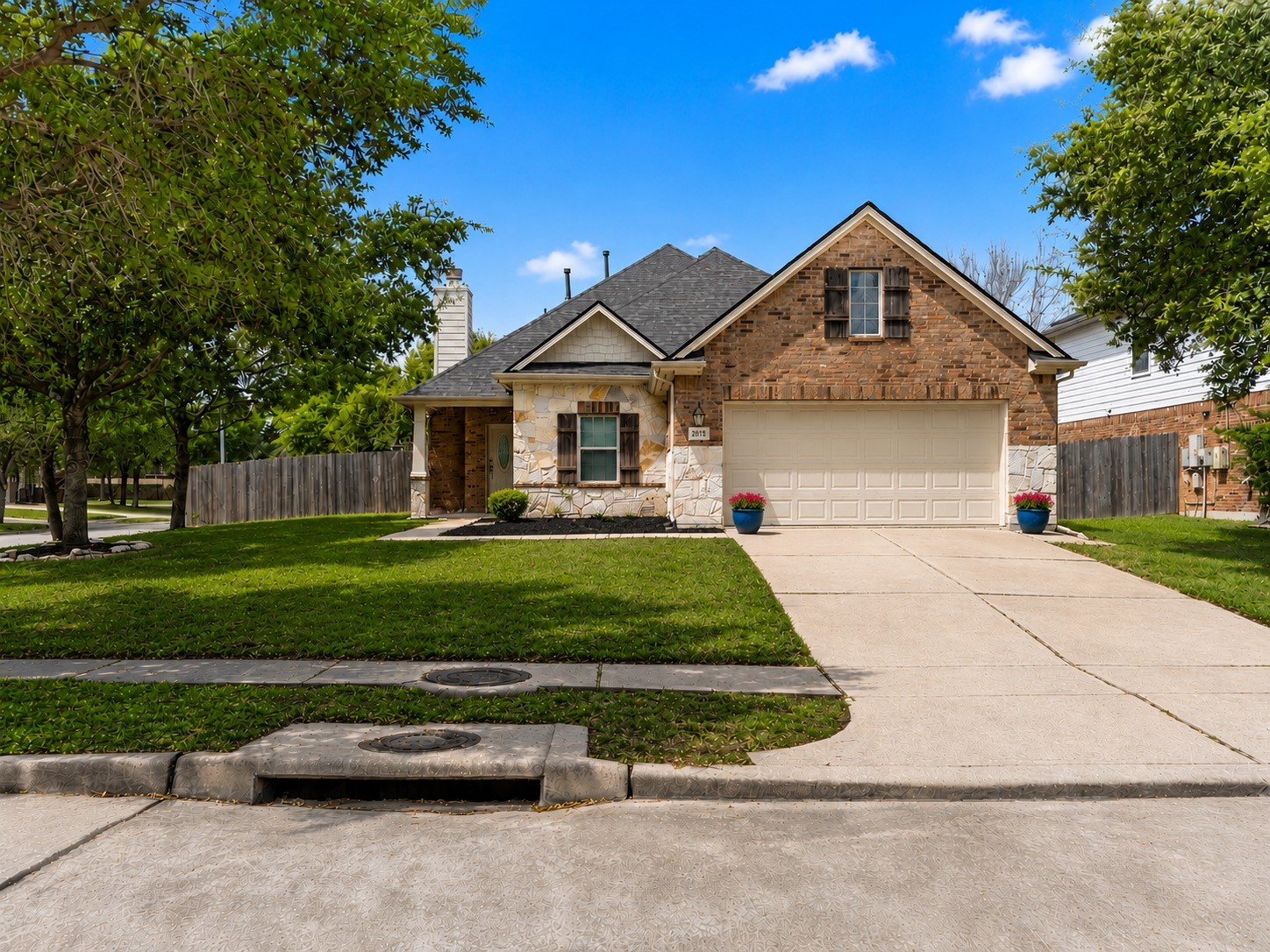 2018 Knoll Oak Lane Property Photo 1