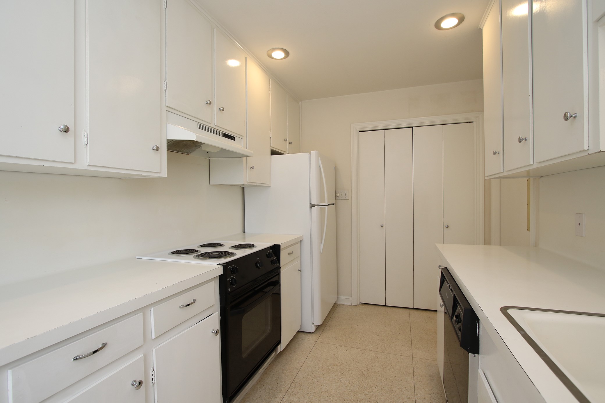 1733 Commonwealth Street Property Photo 12