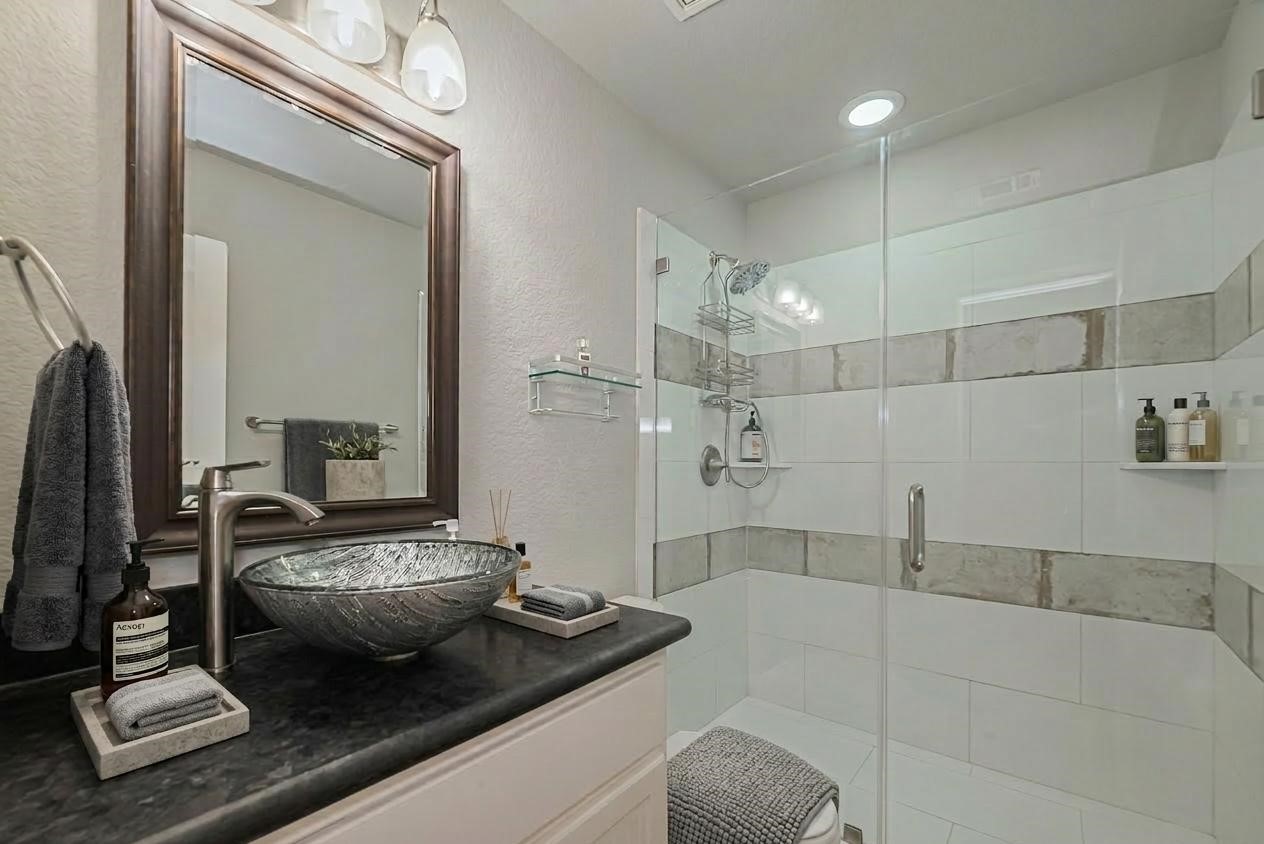 278 Capetown Property Photo 19
