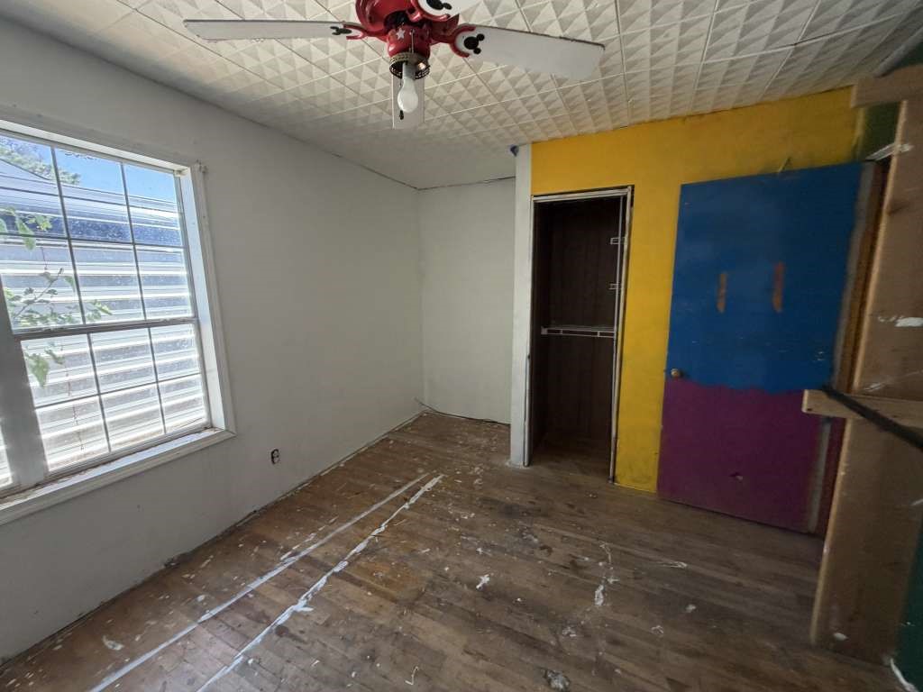1404 Park Avenue Property Photo 7