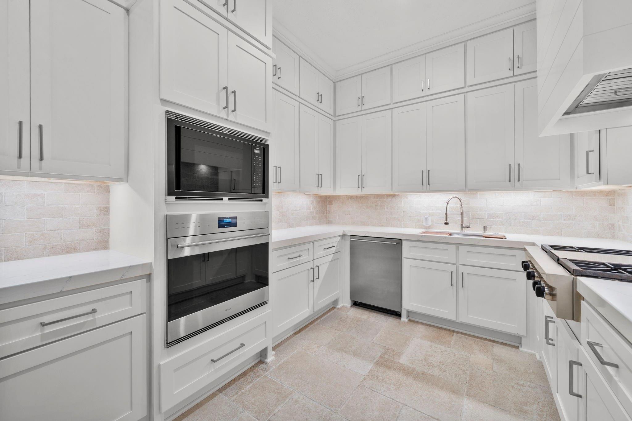 2102 Countryshire Lane, Richmond Tx 77406 Property Photo 13