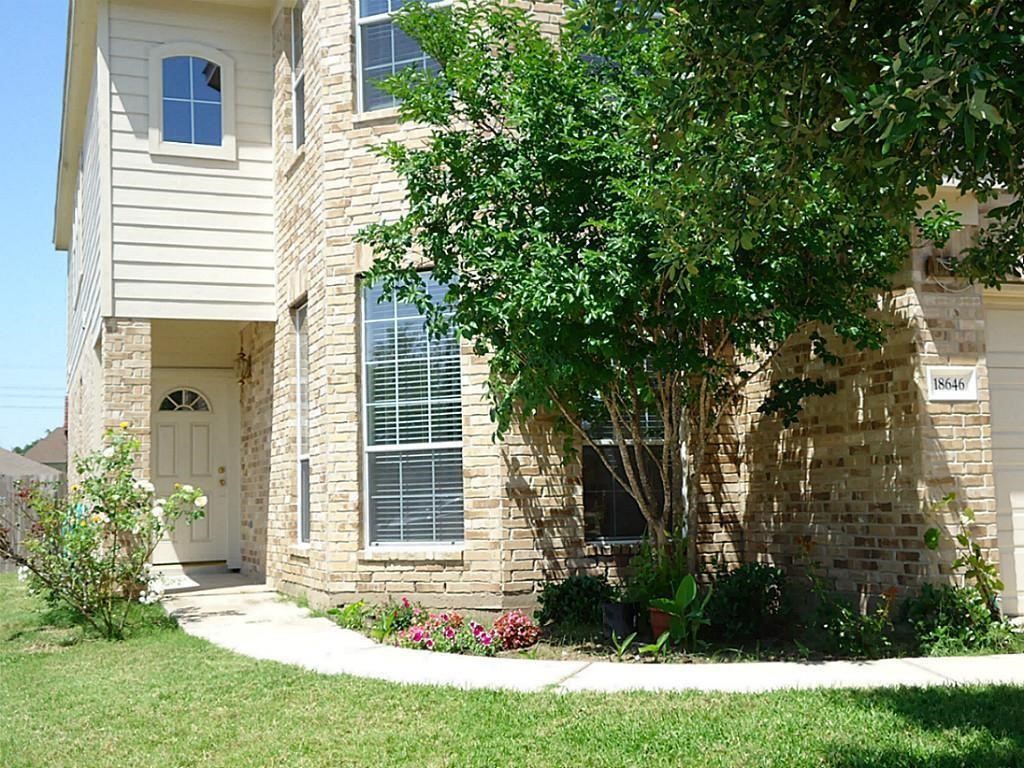 18646 Flagstone Creek Road Property Photo 1