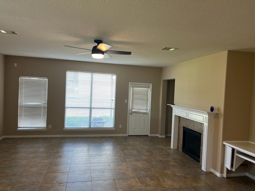 18646 Flagstone Creek Road Property Photo 6