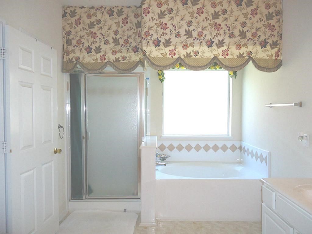 18646 Flagstone Creek Road Property Photo 7