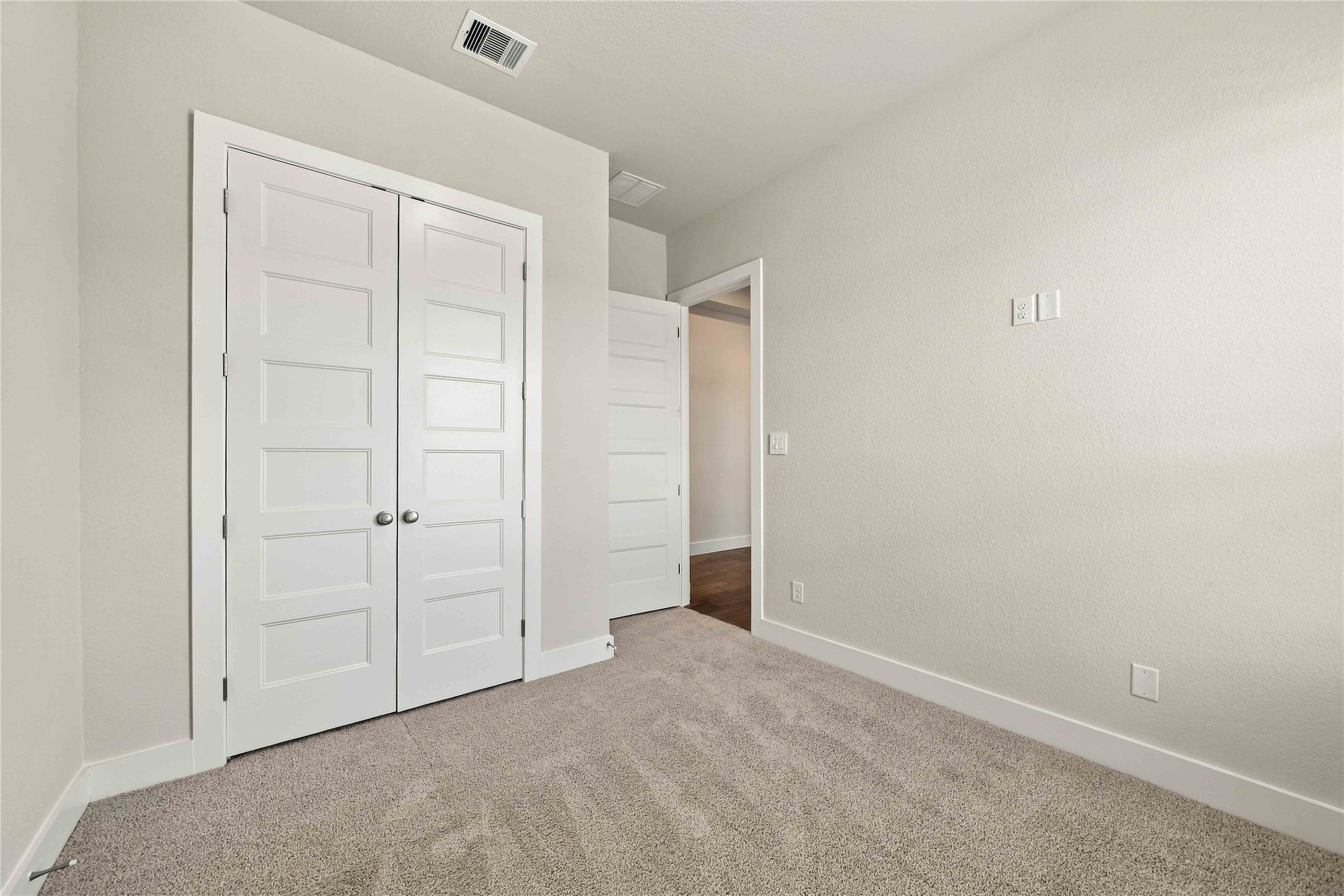2834 Elm Creek Way Property Photo 19