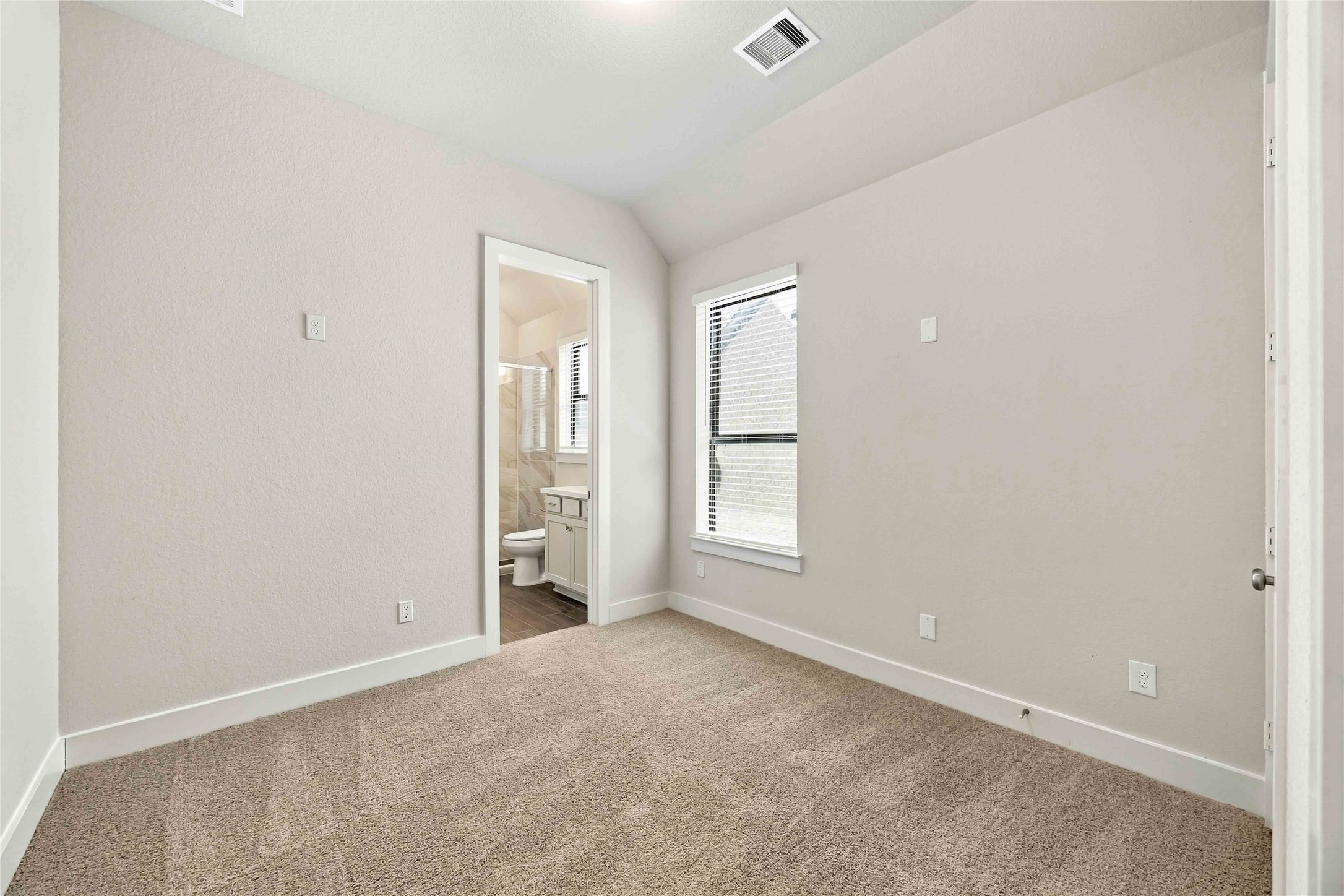 2834 Elm Creek Way Property Photo 24