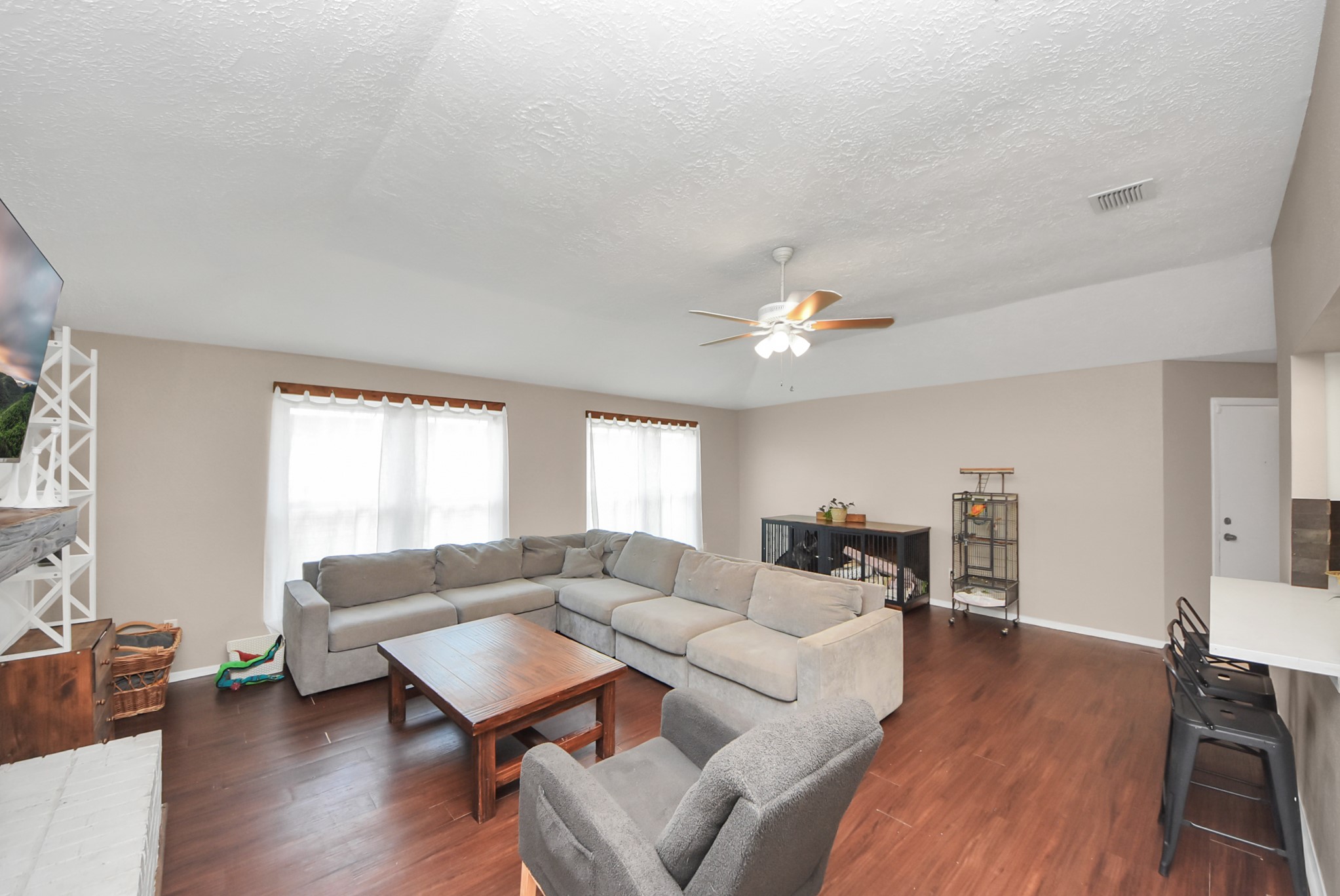 2519 Colonial Ridge Drive Property Photo 5