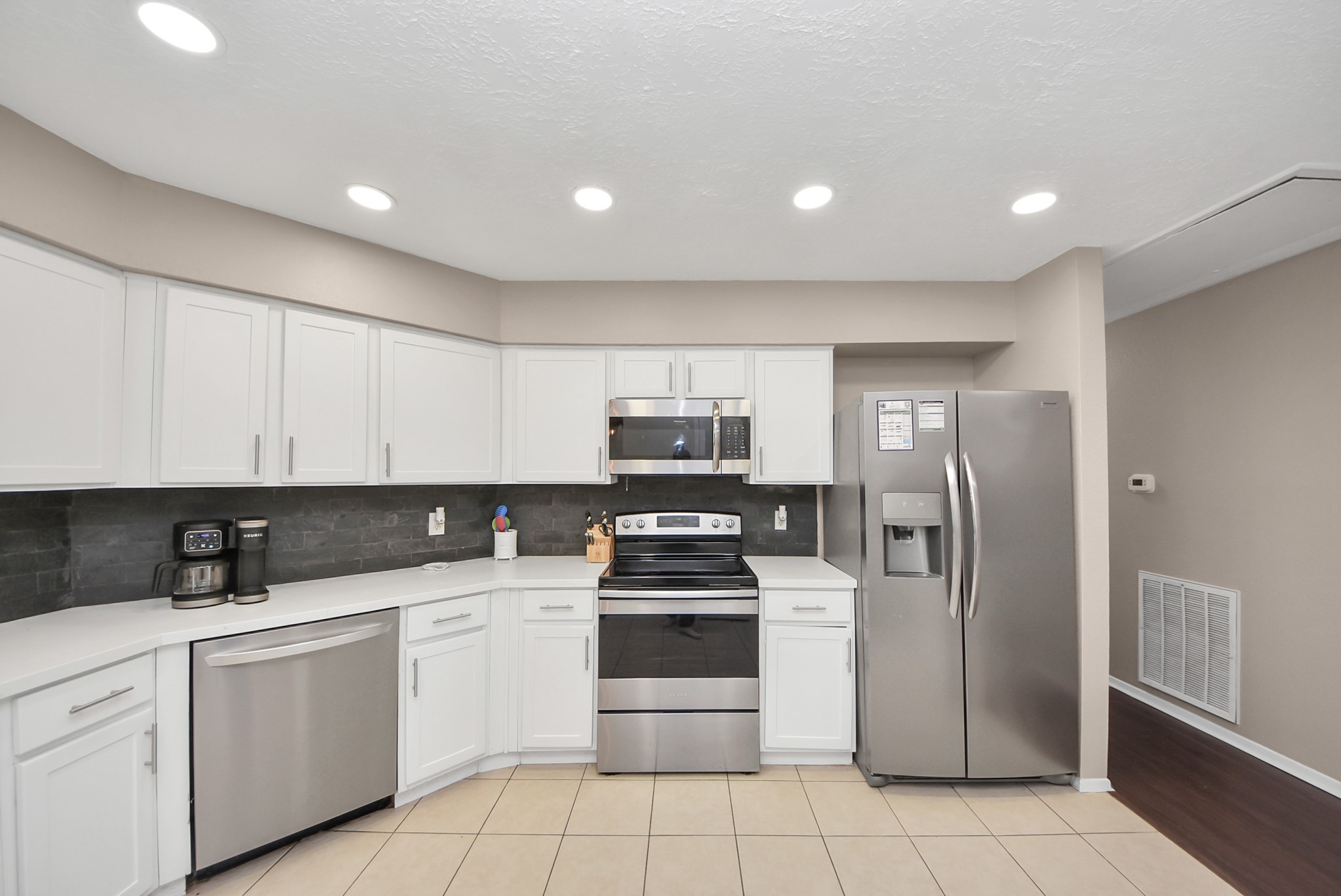 2519 Colonial Ridge Drive Property Photo 15