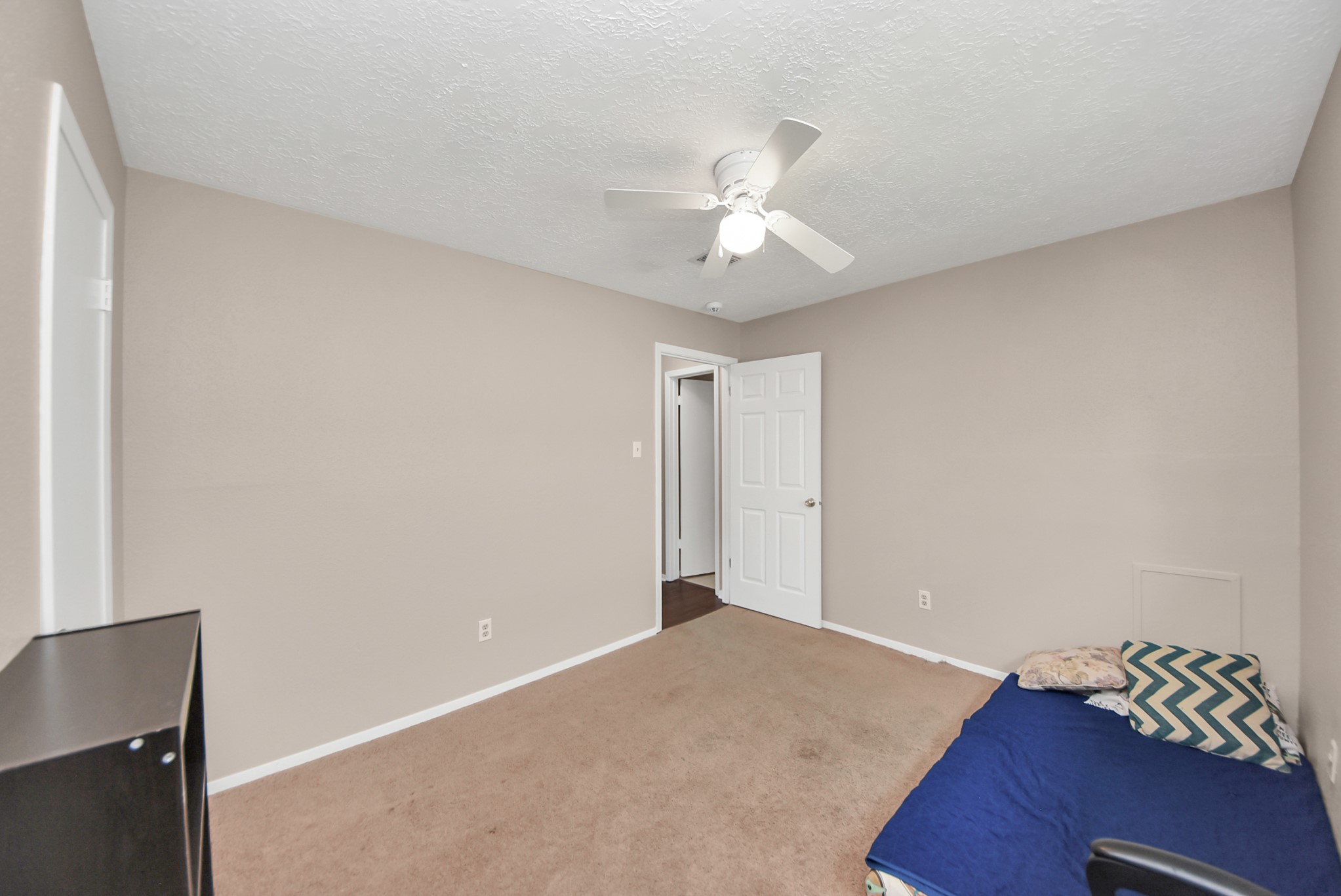 2519 Colonial Ridge Drive Property Photo 22