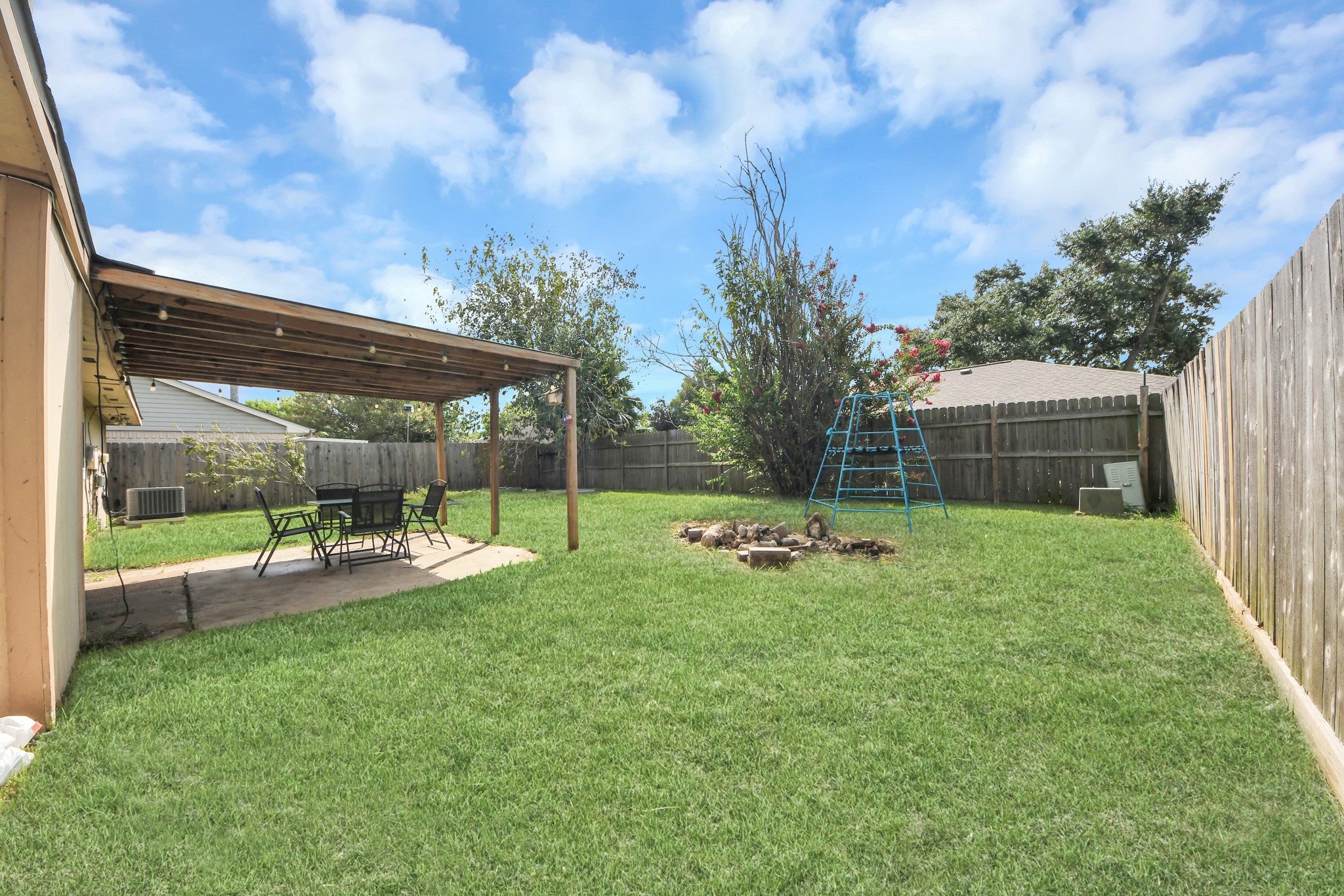 2519 Colonial Ridge Drive Property Photo 29