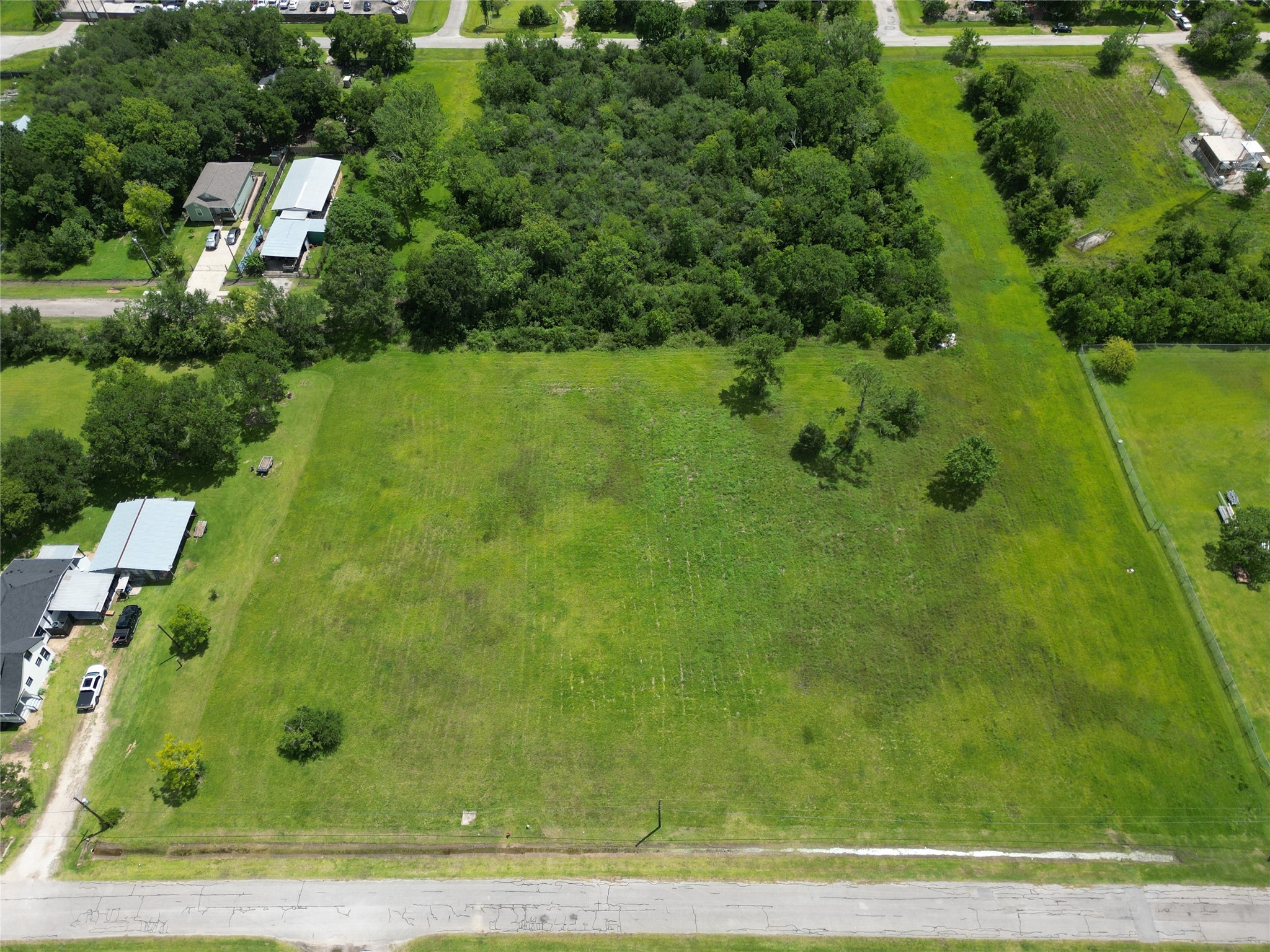 2010 Carolina Avenue Property Photo 3