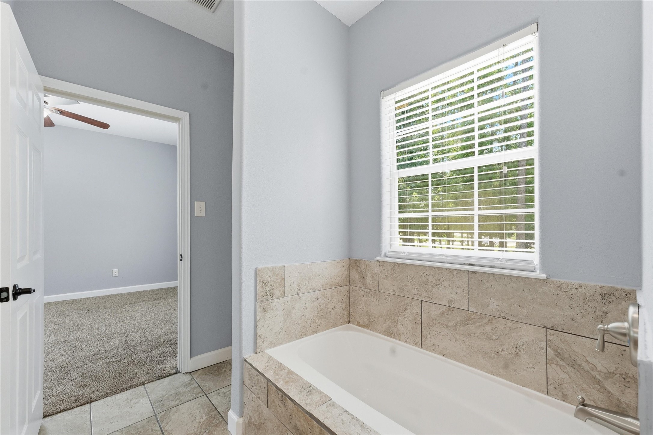 15621 Northland Drive Property Photo 12