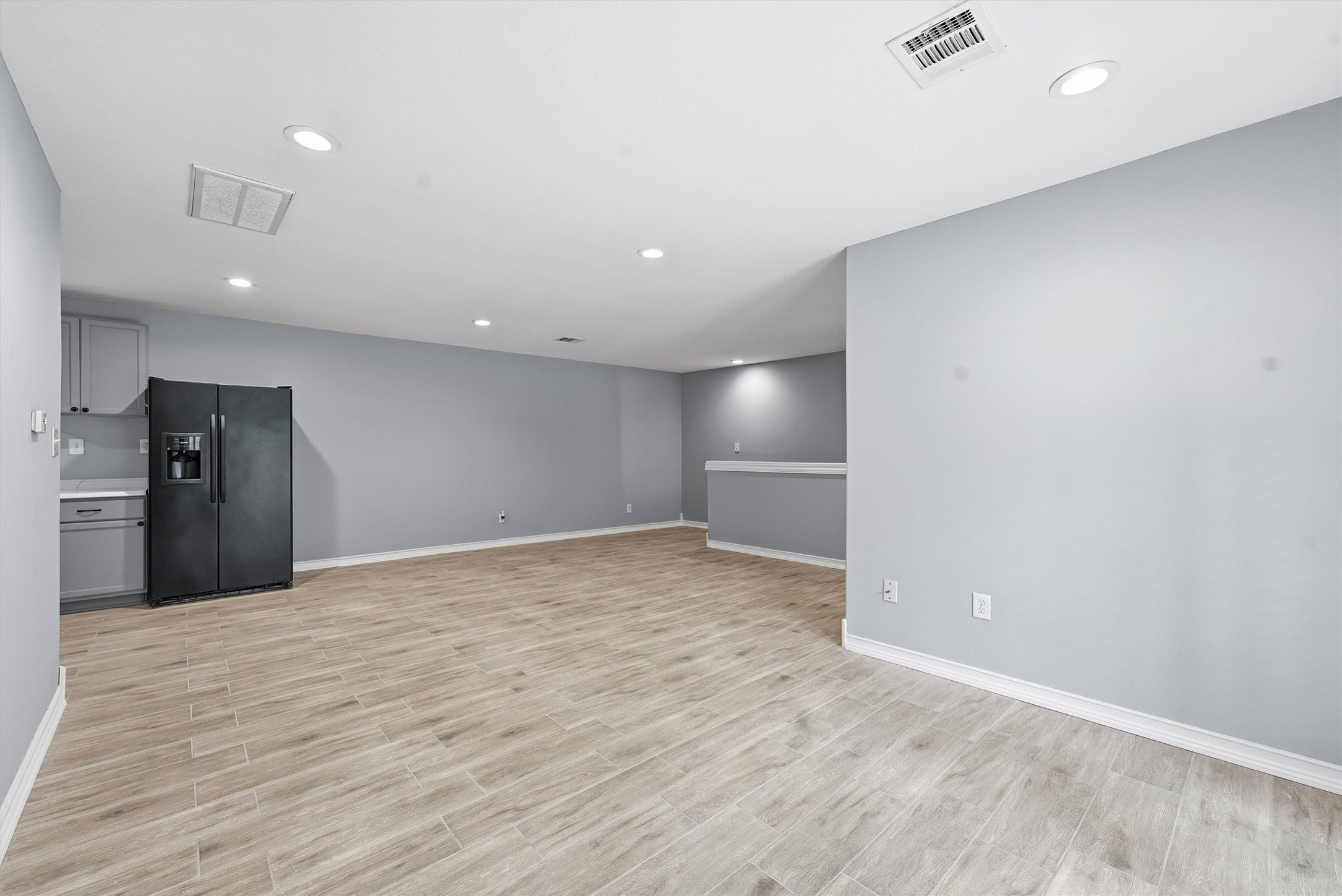 15621 Northland Drive Property Photo 16