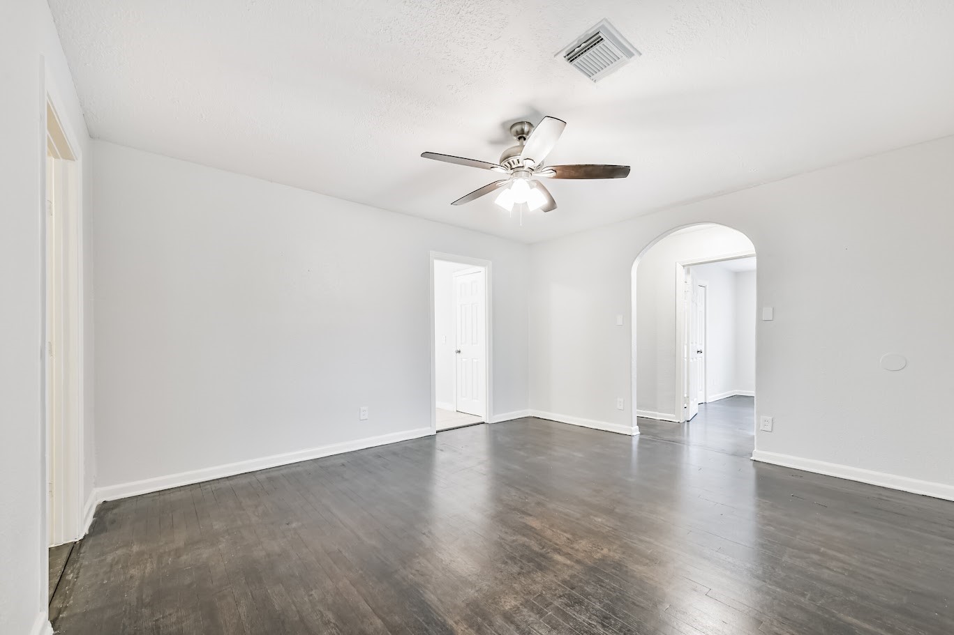 5855 Beldart Street Property Photo 10