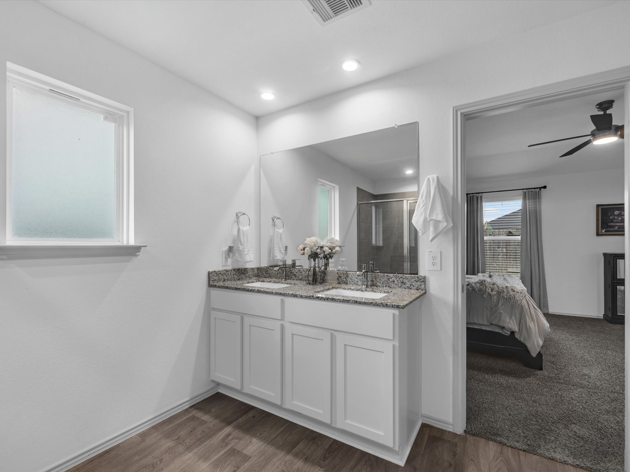 7323 Sunset Creek Drive Property Photo 11